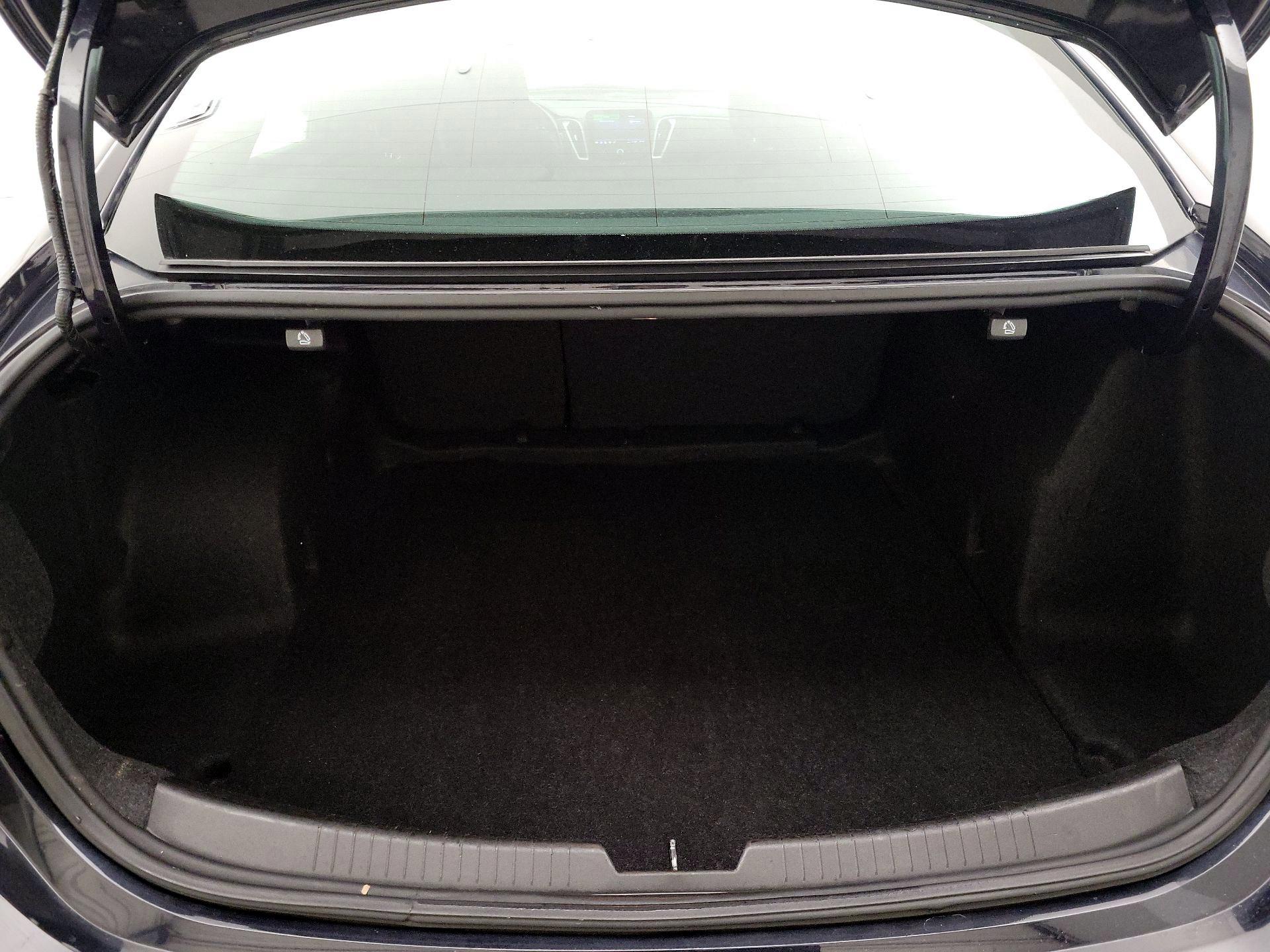 Thumbnail: 2023 Chevrolet Malibu - 20