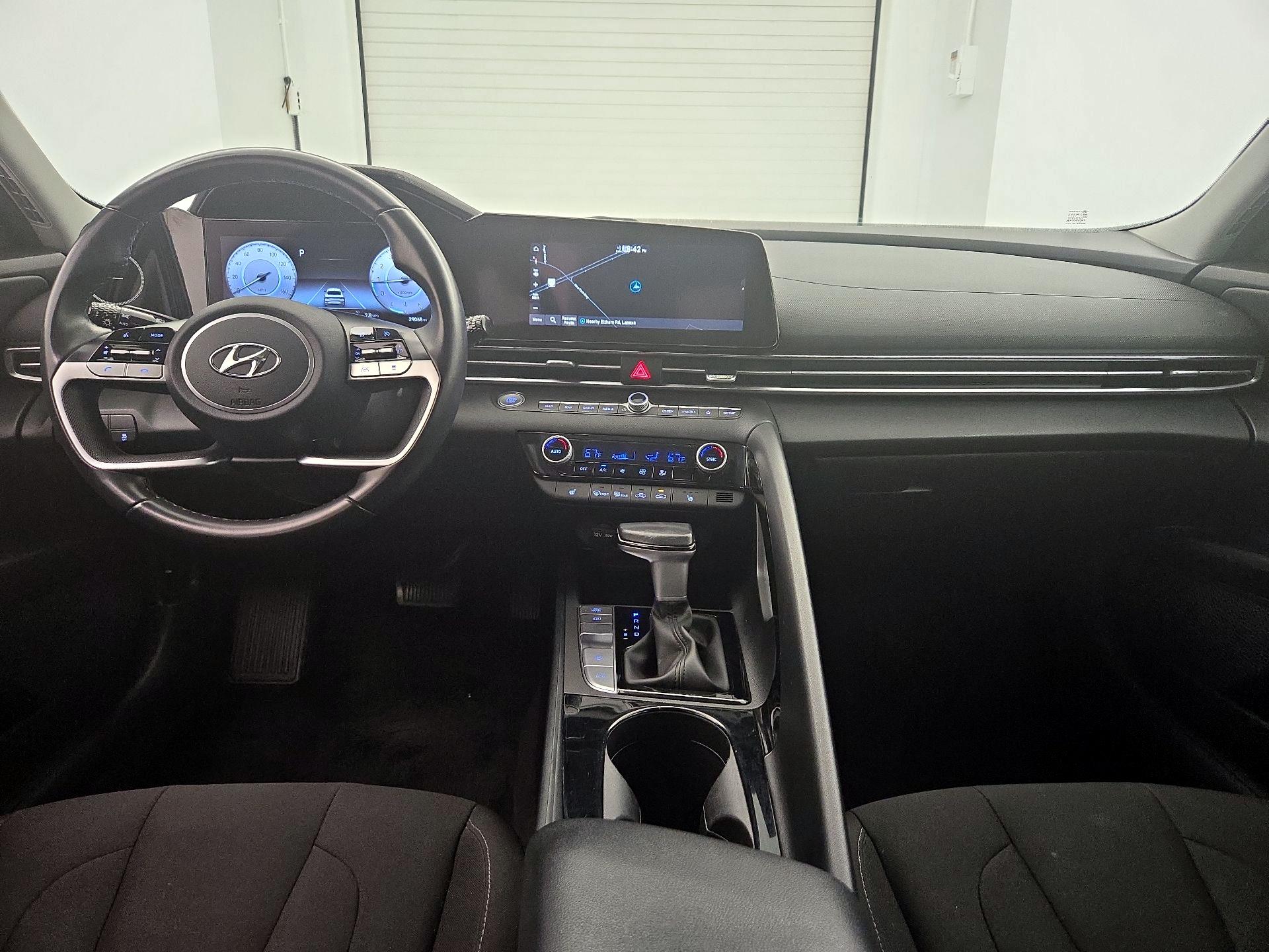 Thumbnail: 2023 Hyundai Elantra - 9