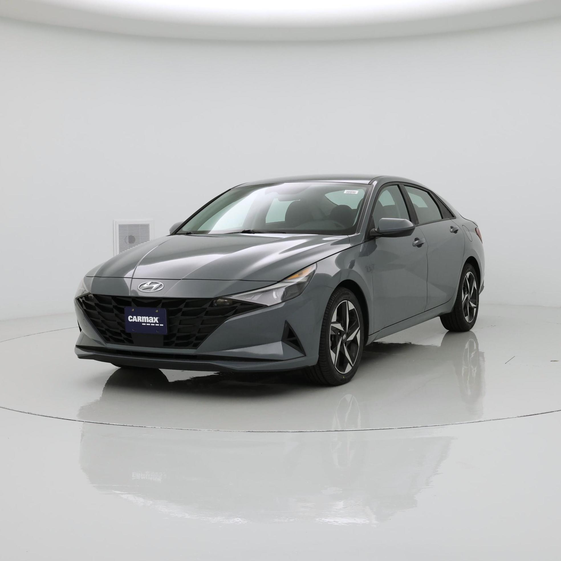 Thumbnail: 2023 Hyundai Elantra - 4