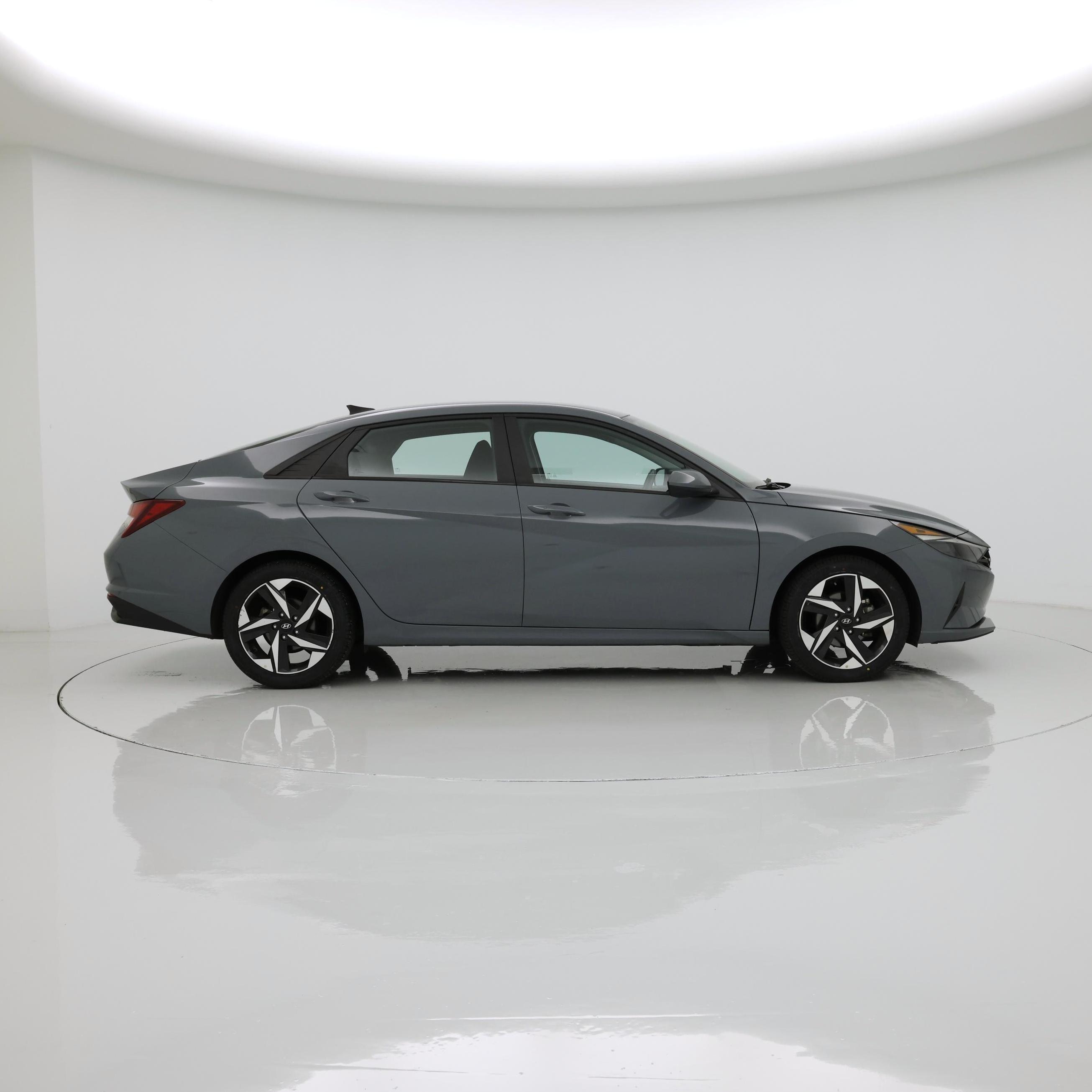 Thumbnail: 2023 Hyundai Elantra - 7