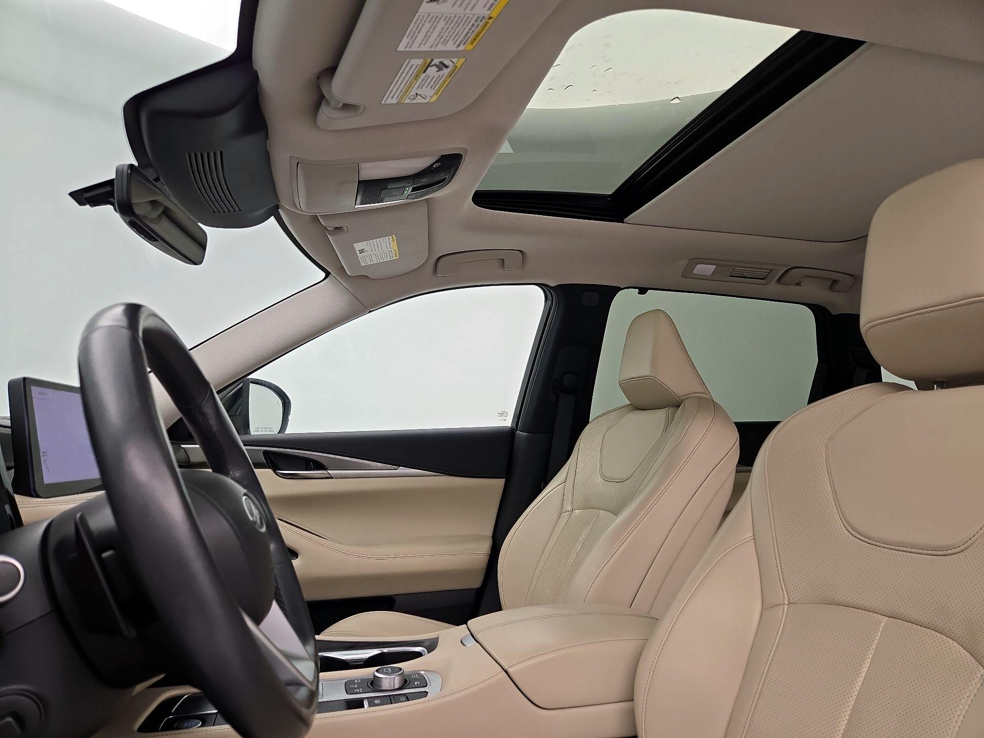 Thumbnail: 2023 INFINITI QX60 - 20
