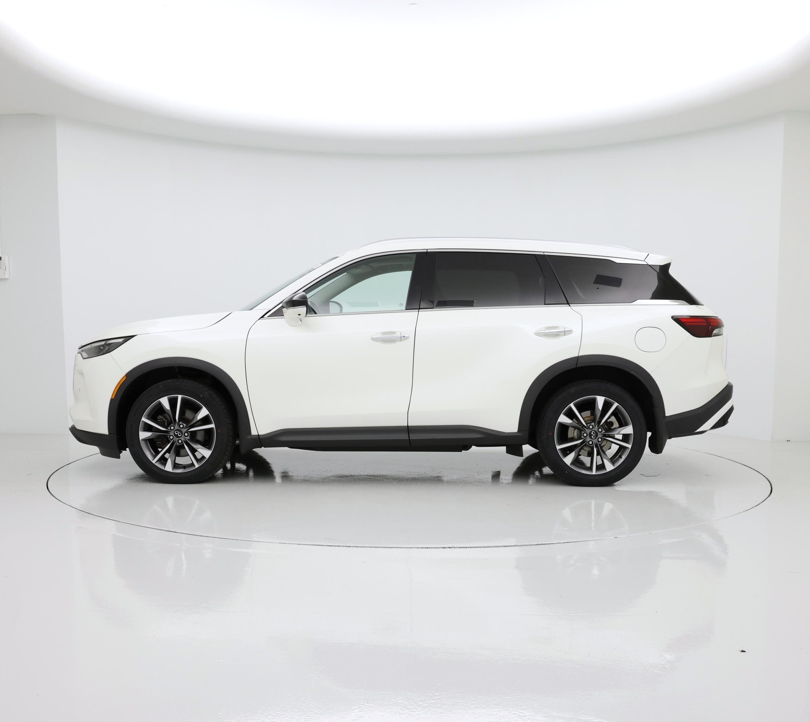 Thumbnail: 2023 INFINITI QX60 - 3