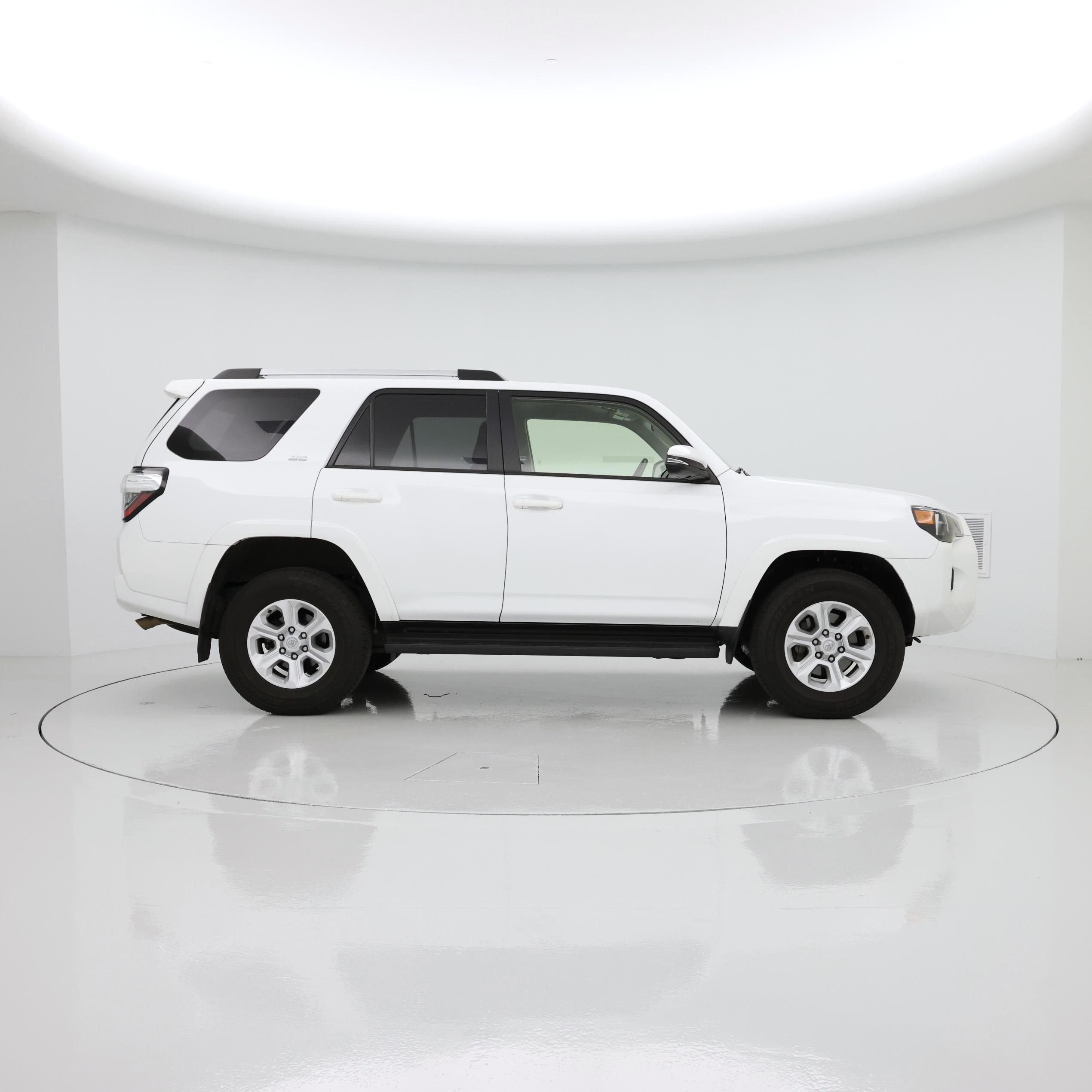 Thumbnail: 2024 Toyota 4Runner - 7