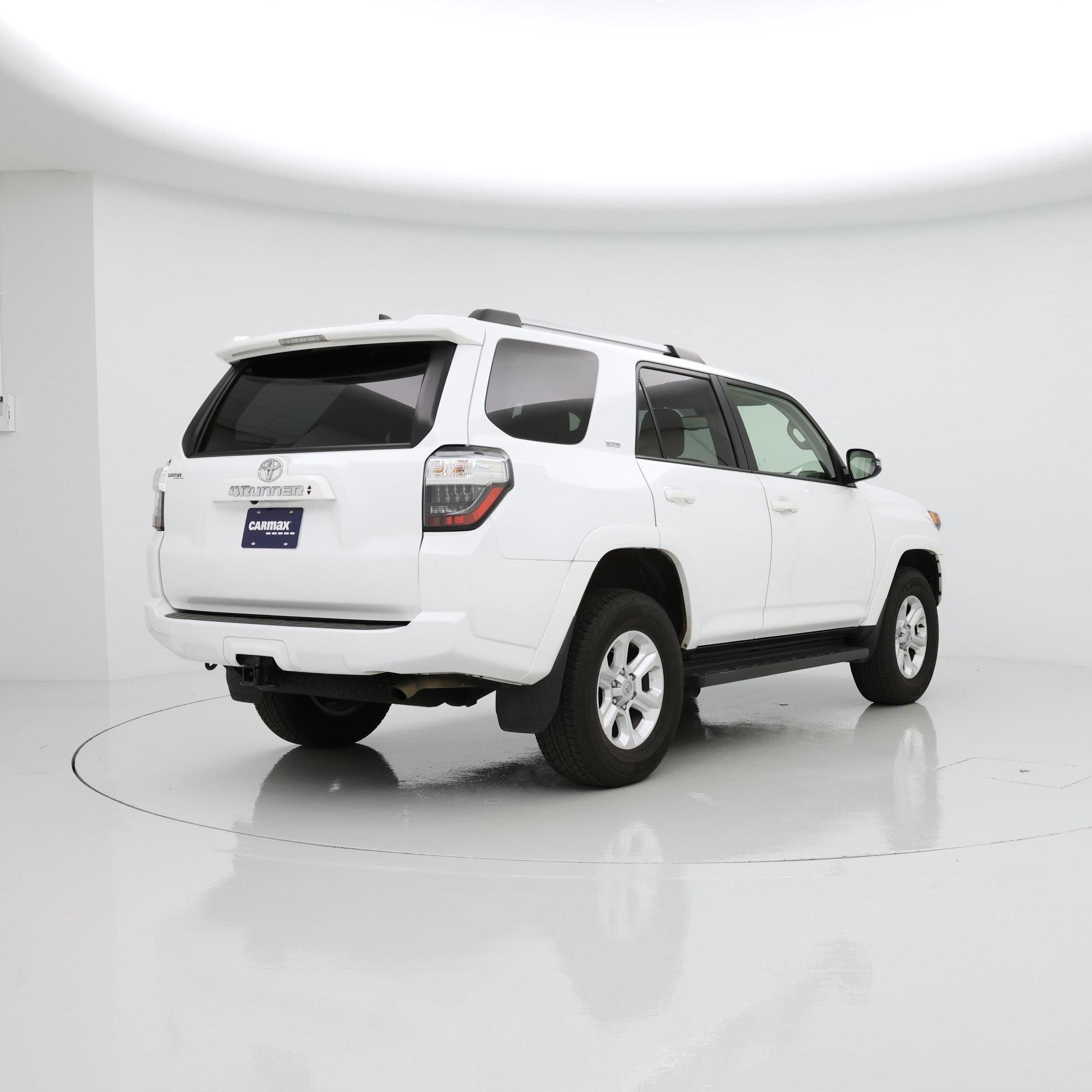 Thumbnail: 2024 Toyota 4Runner - 8