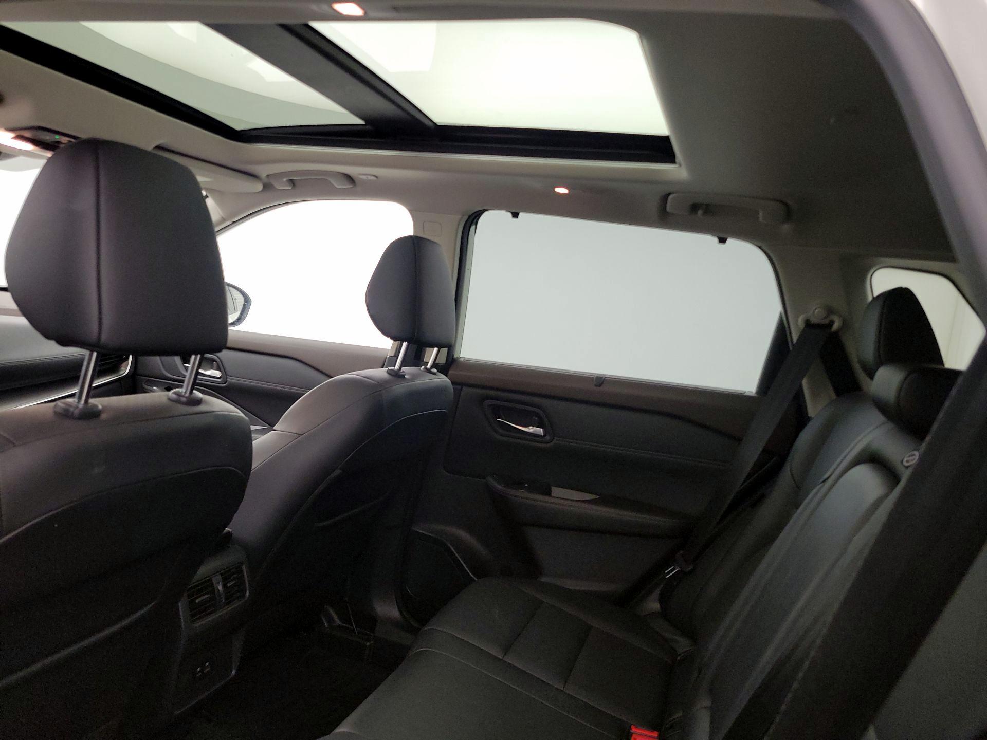 Thumbnail: 2022 Nissan Rogue - 19