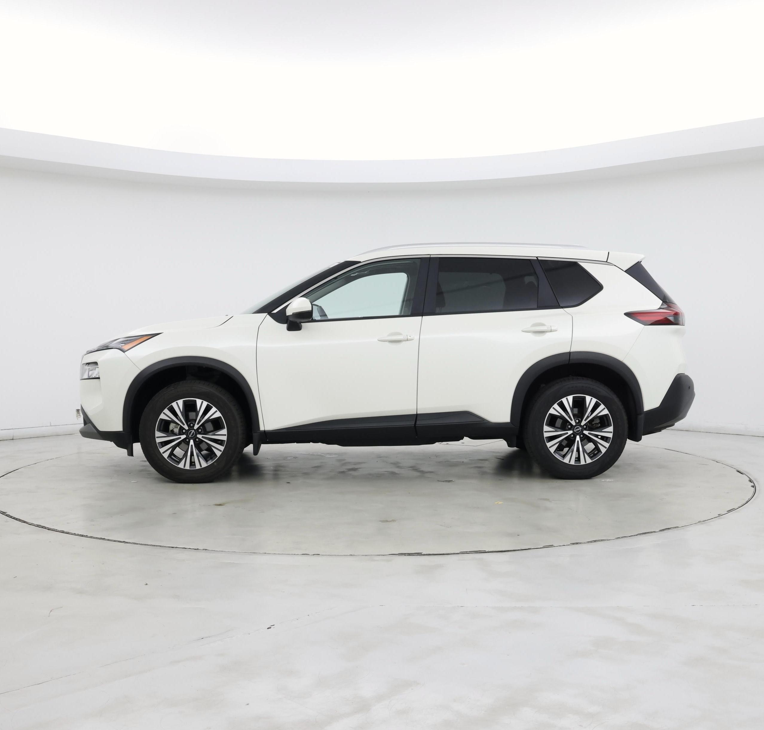 Thumbnail: 2022 Nissan Rogue - 3