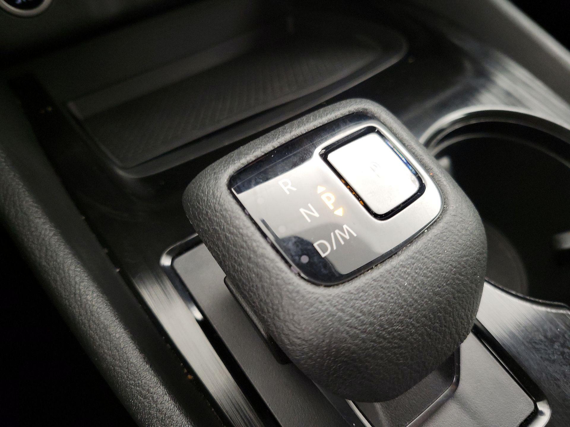 Thumbnail: 2023 Nissan Rogue - 17