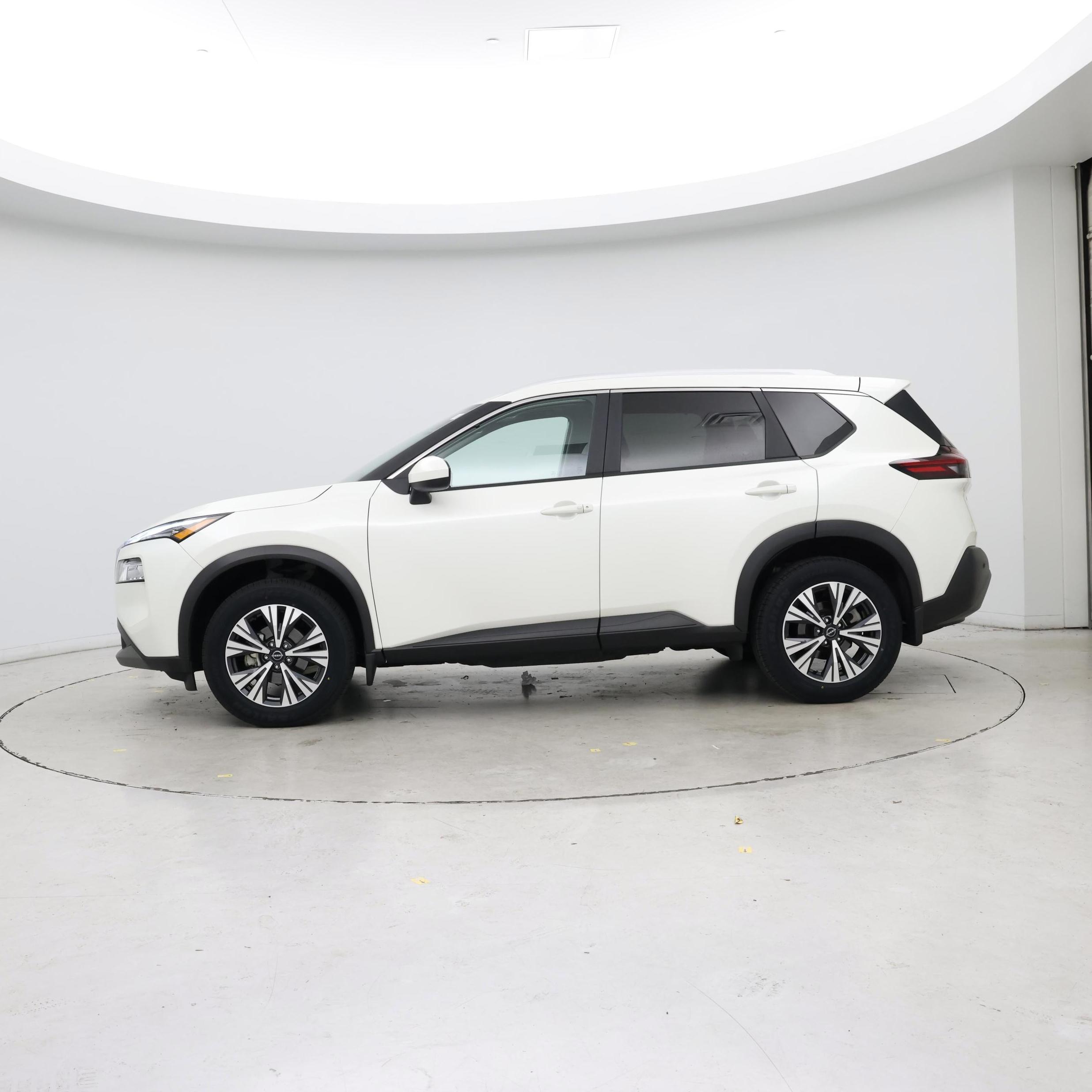 Thumbnail: 2023 Nissan Rogue - 3