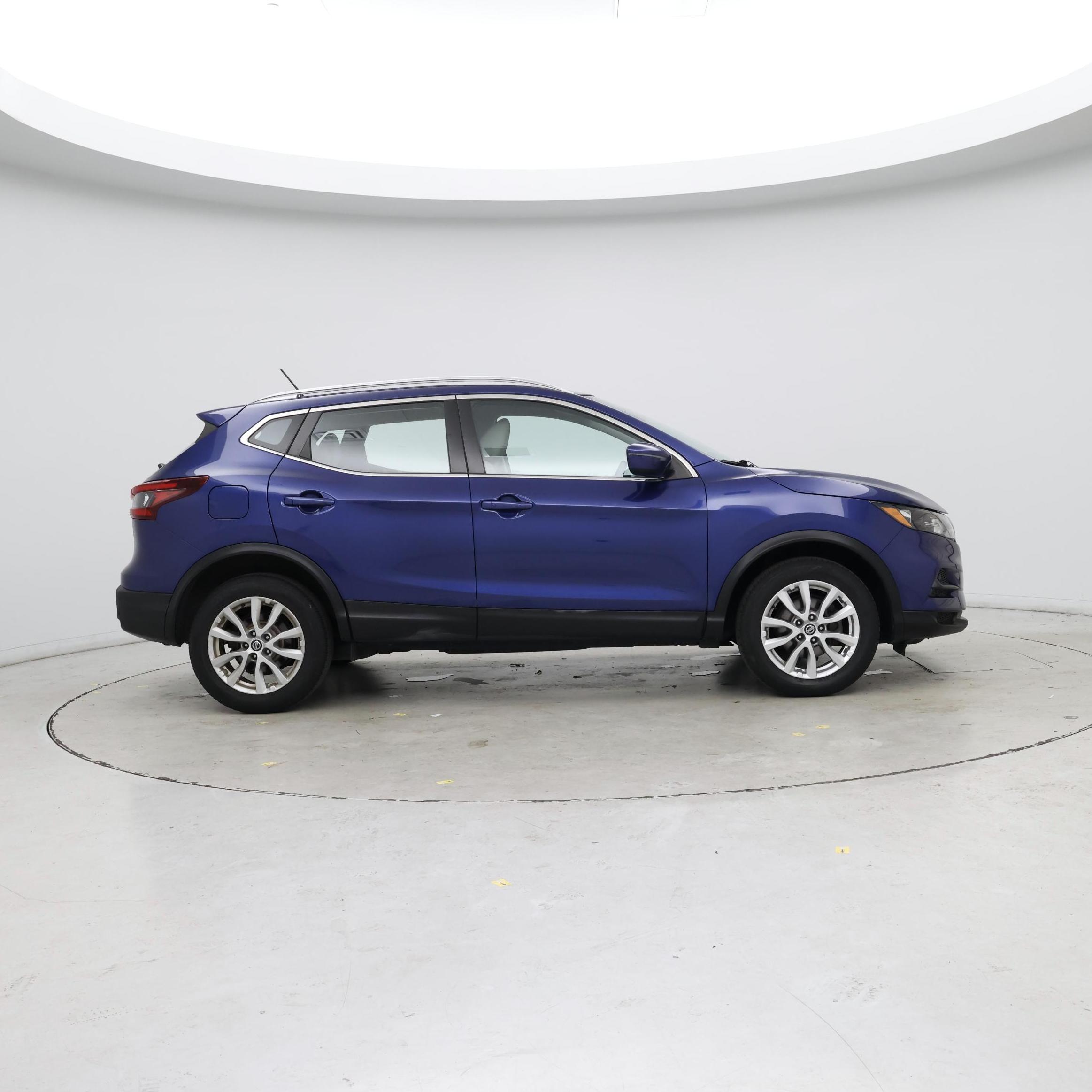 Thumbnail: 2020 Nissan Rogue Sport - 7