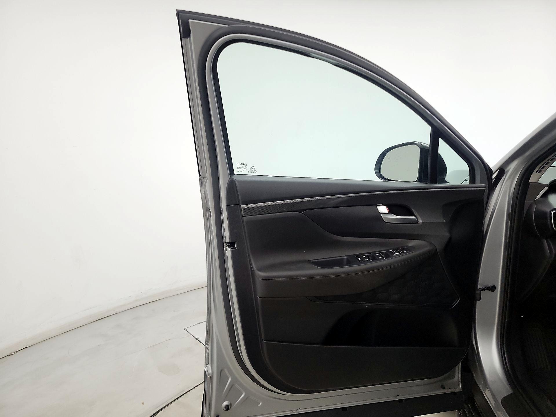 Thumbnail: 2022 Hyundai Santa Fe - 12