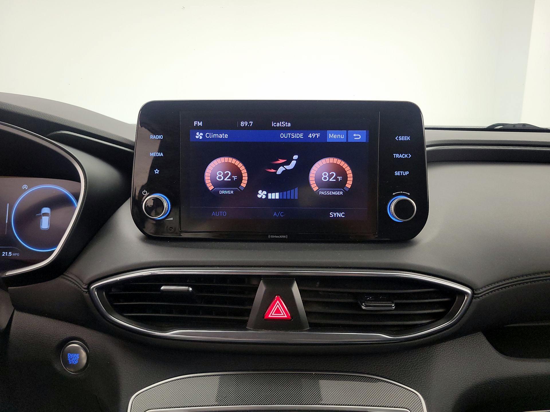 Thumbnail: 2022 Hyundai Santa Fe - 16