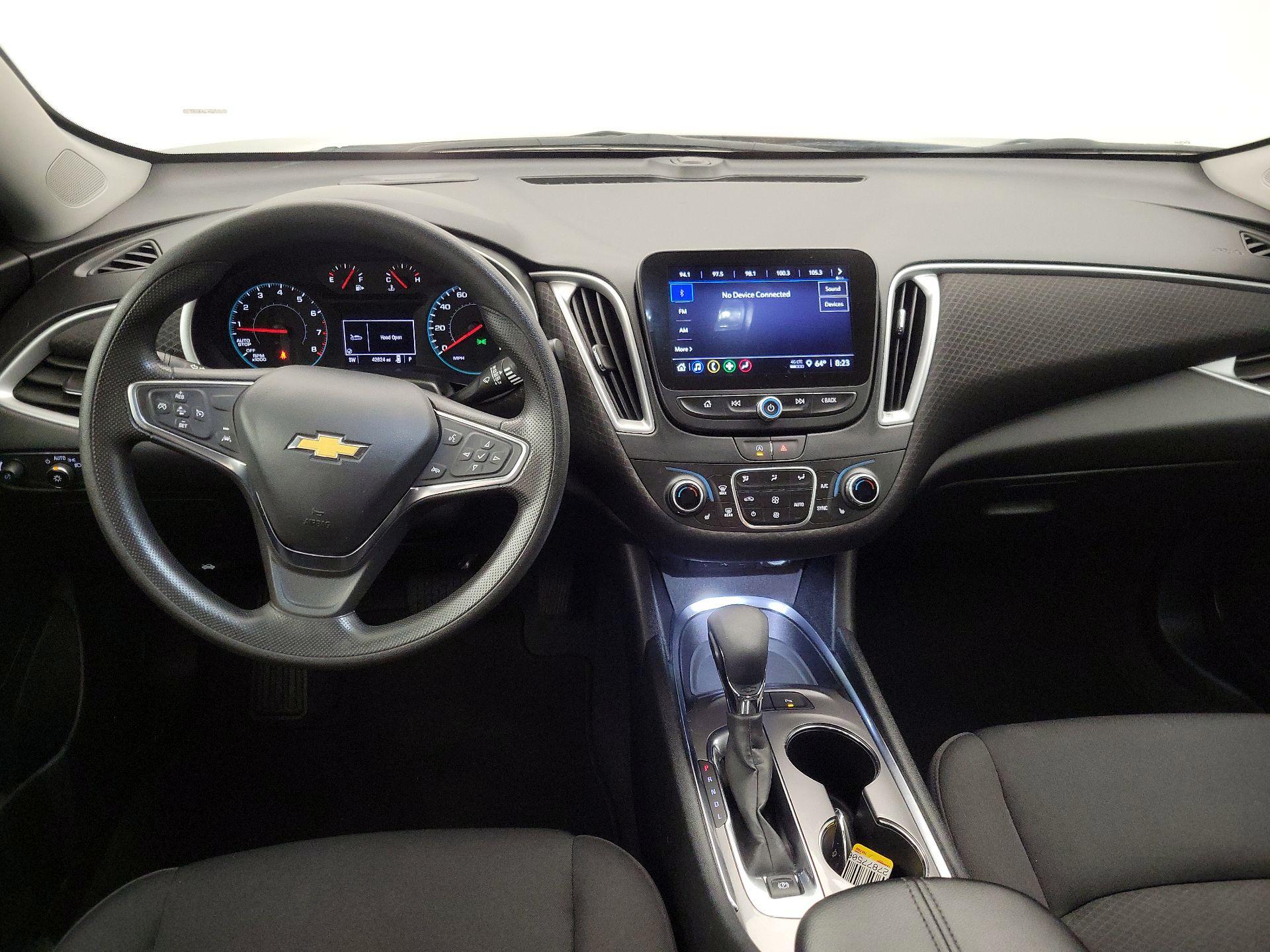 Thumbnail: 2024 Chevrolet Malibu - 9