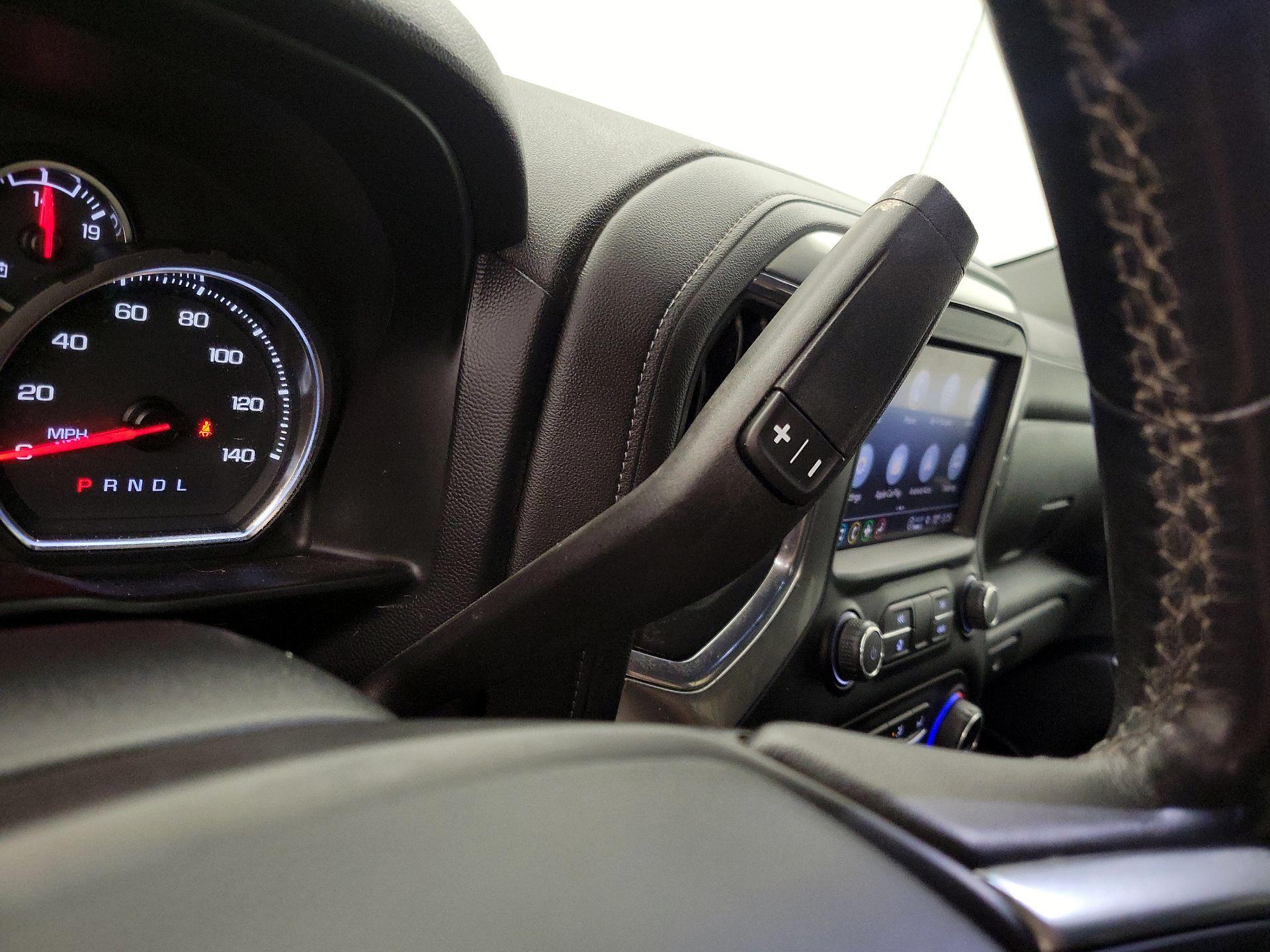 Thumbnail: 2021 Chevrolet Silverado 1500 - 17