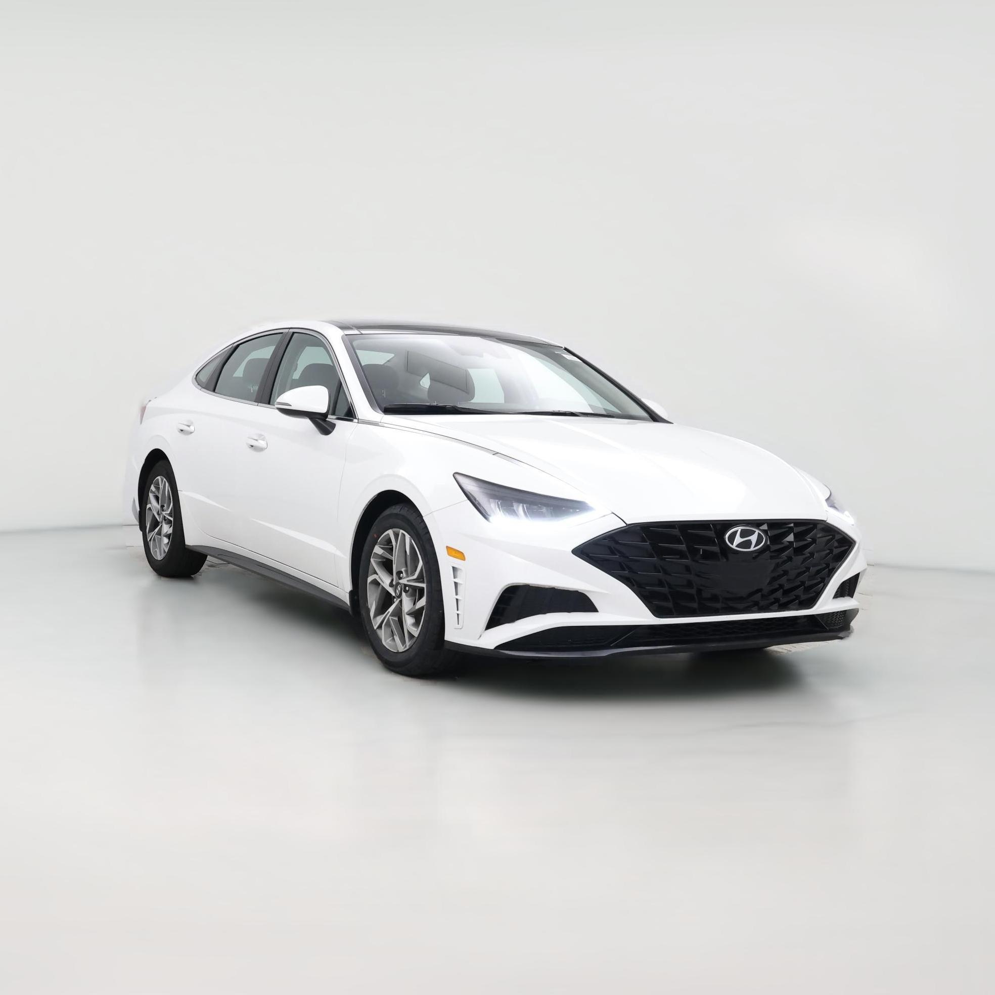 Thumbnail: 2022 Hyundai Sonata - 1