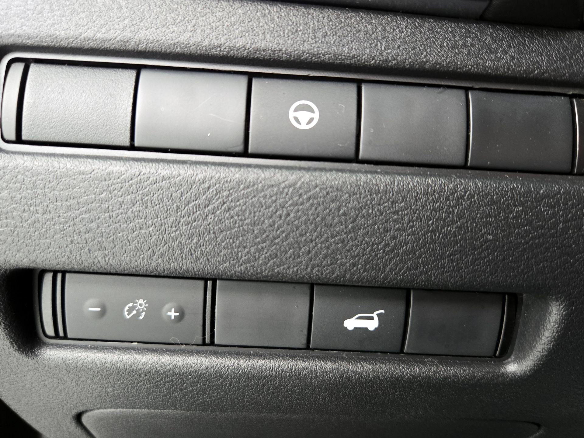 Thumbnail: 2022 Nissan Rogue - 13