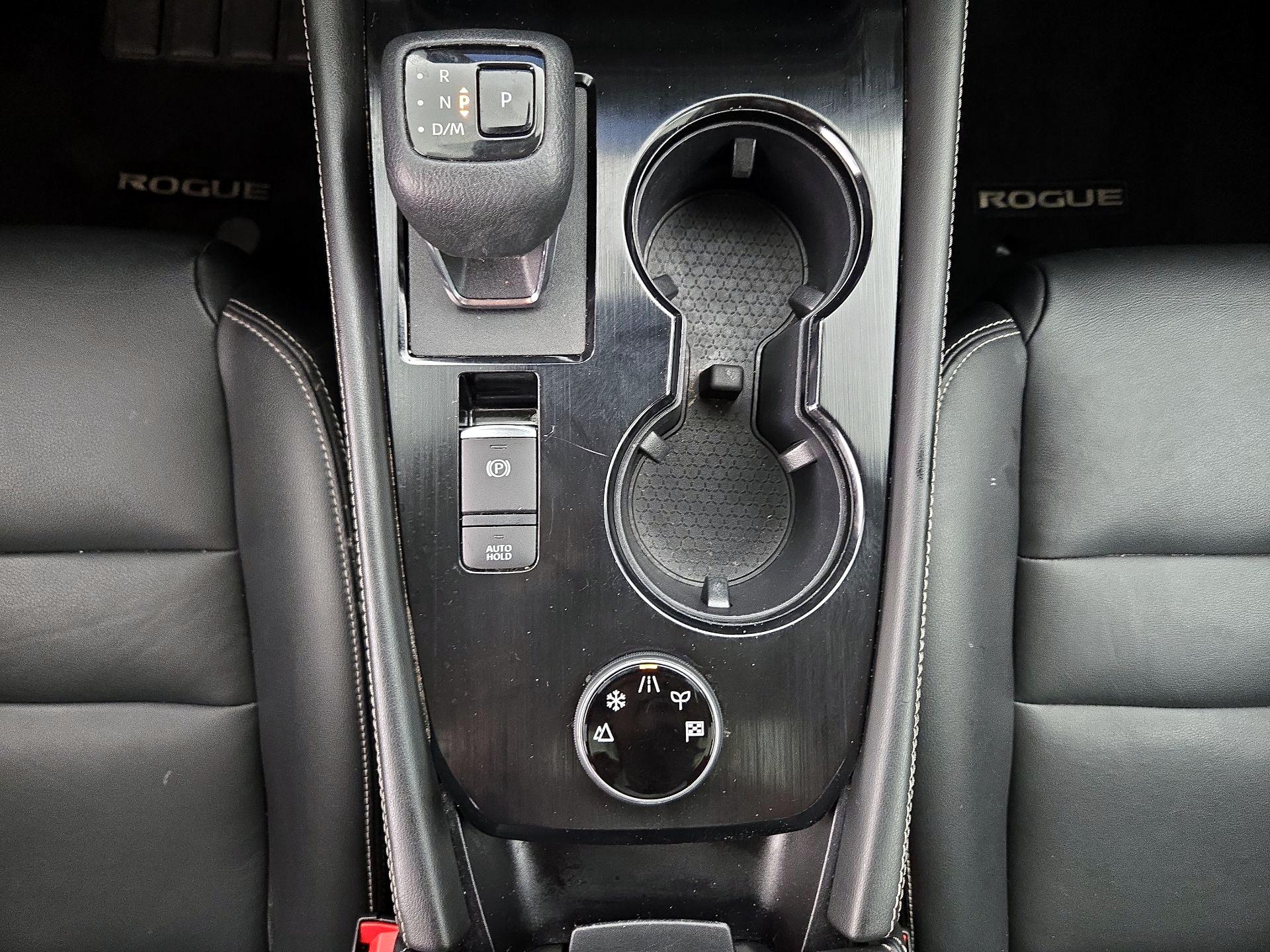 Thumbnail: 2022 Nissan Rogue - 18