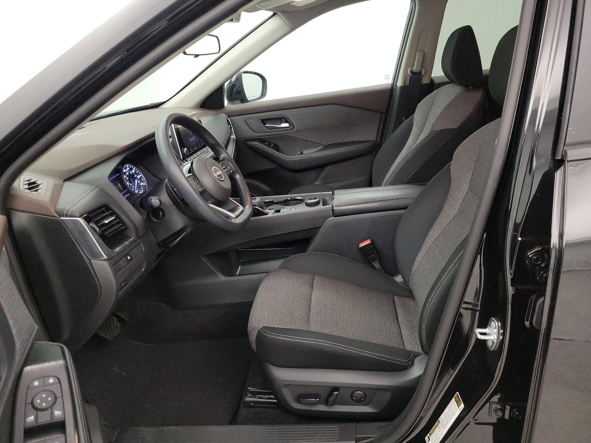 Thumbnail: 2022 Nissan Rogue - 11