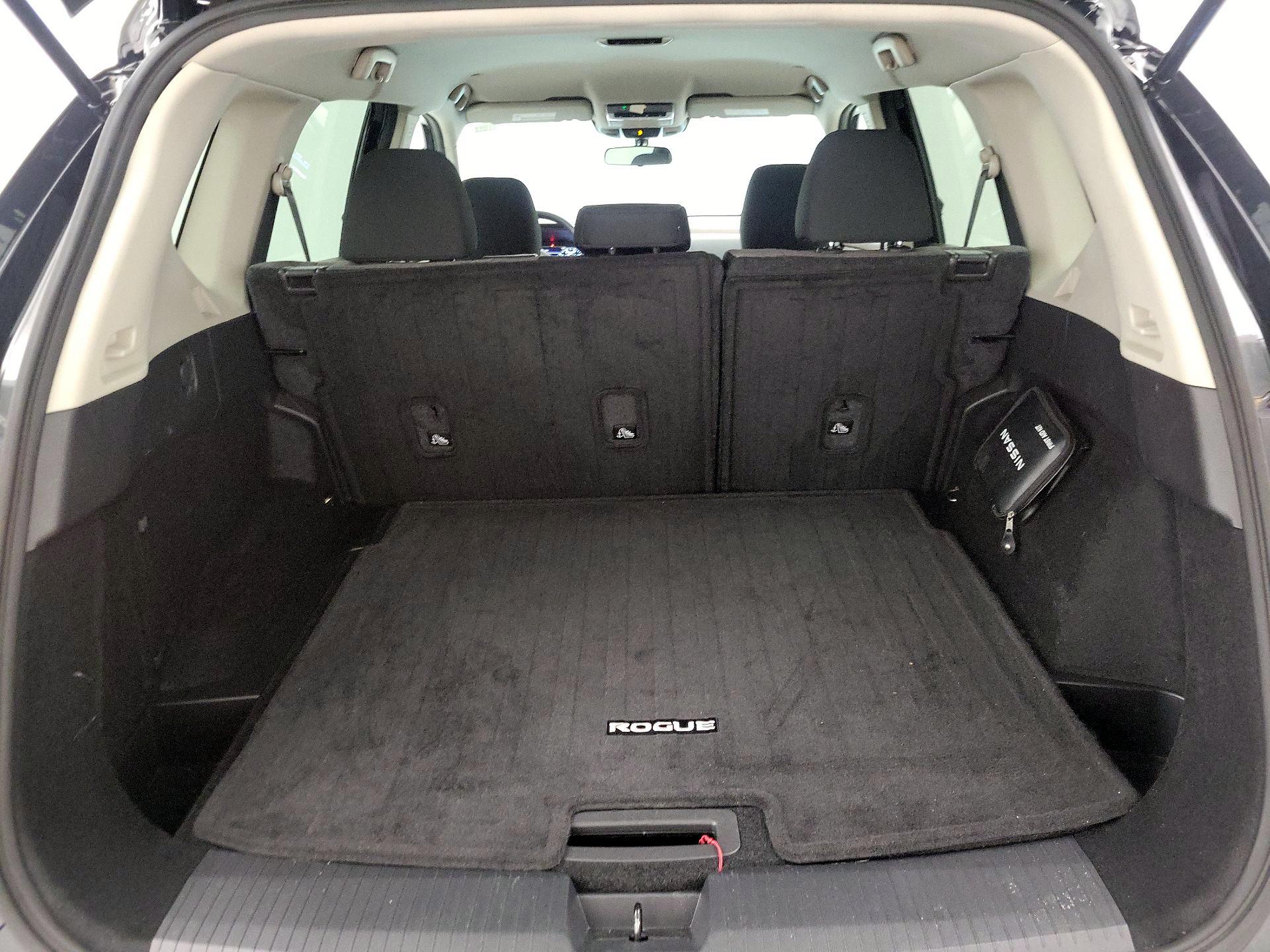 Thumbnail: 2022 Nissan Rogue - 20