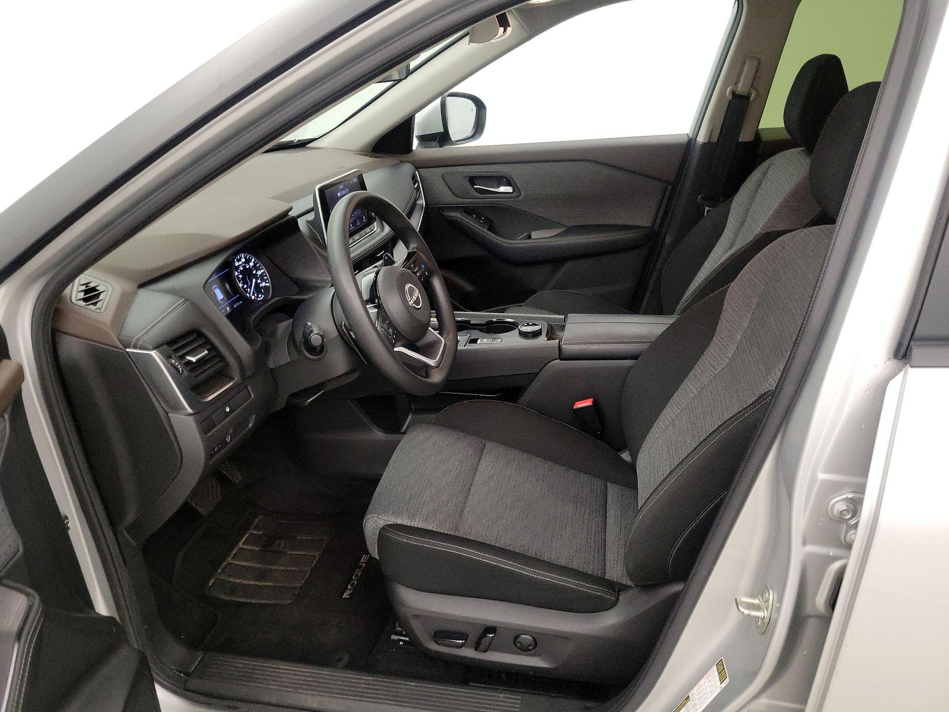 Thumbnail: 2023 Nissan Rogue - 11