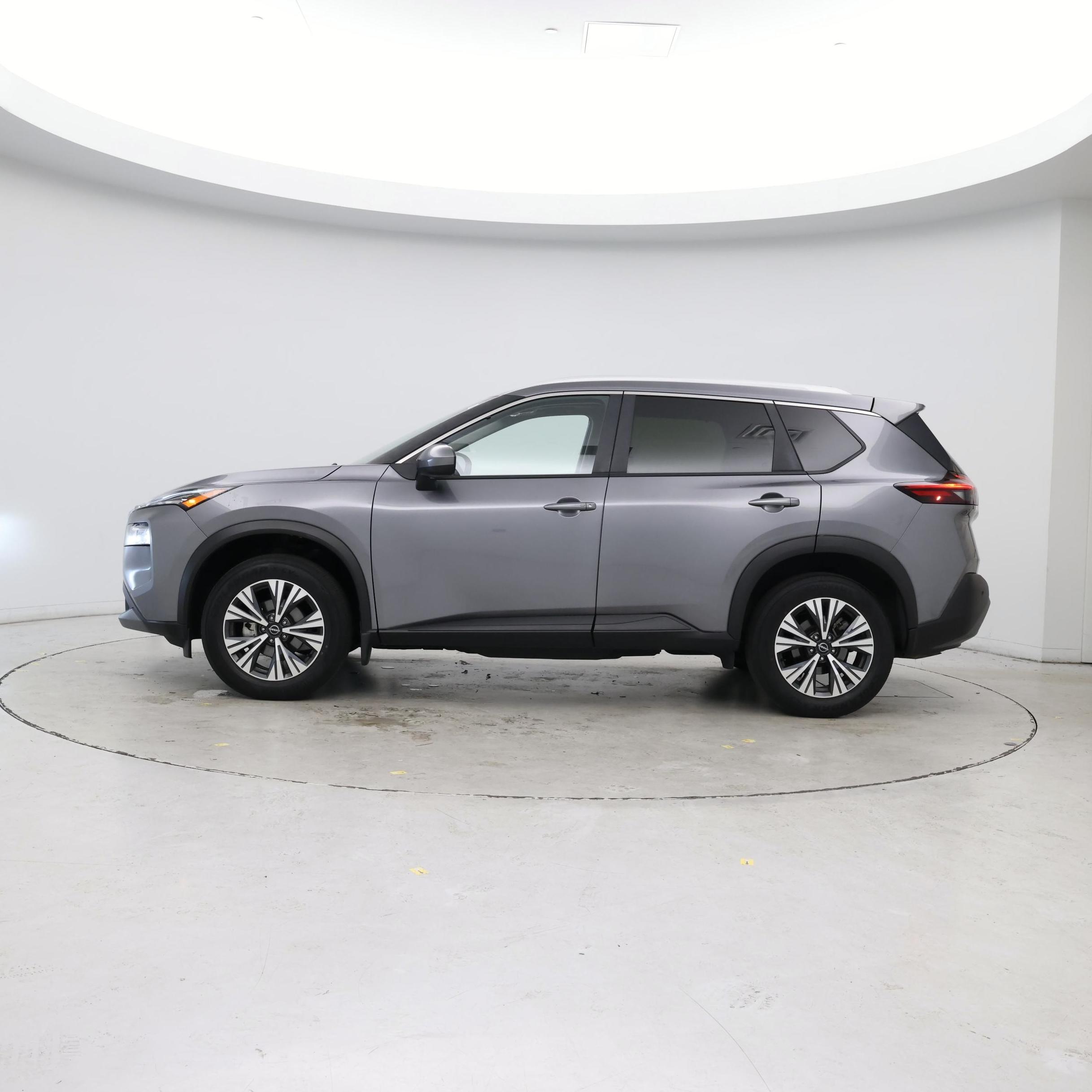 Thumbnail: 2023 Nissan Rogue - 3