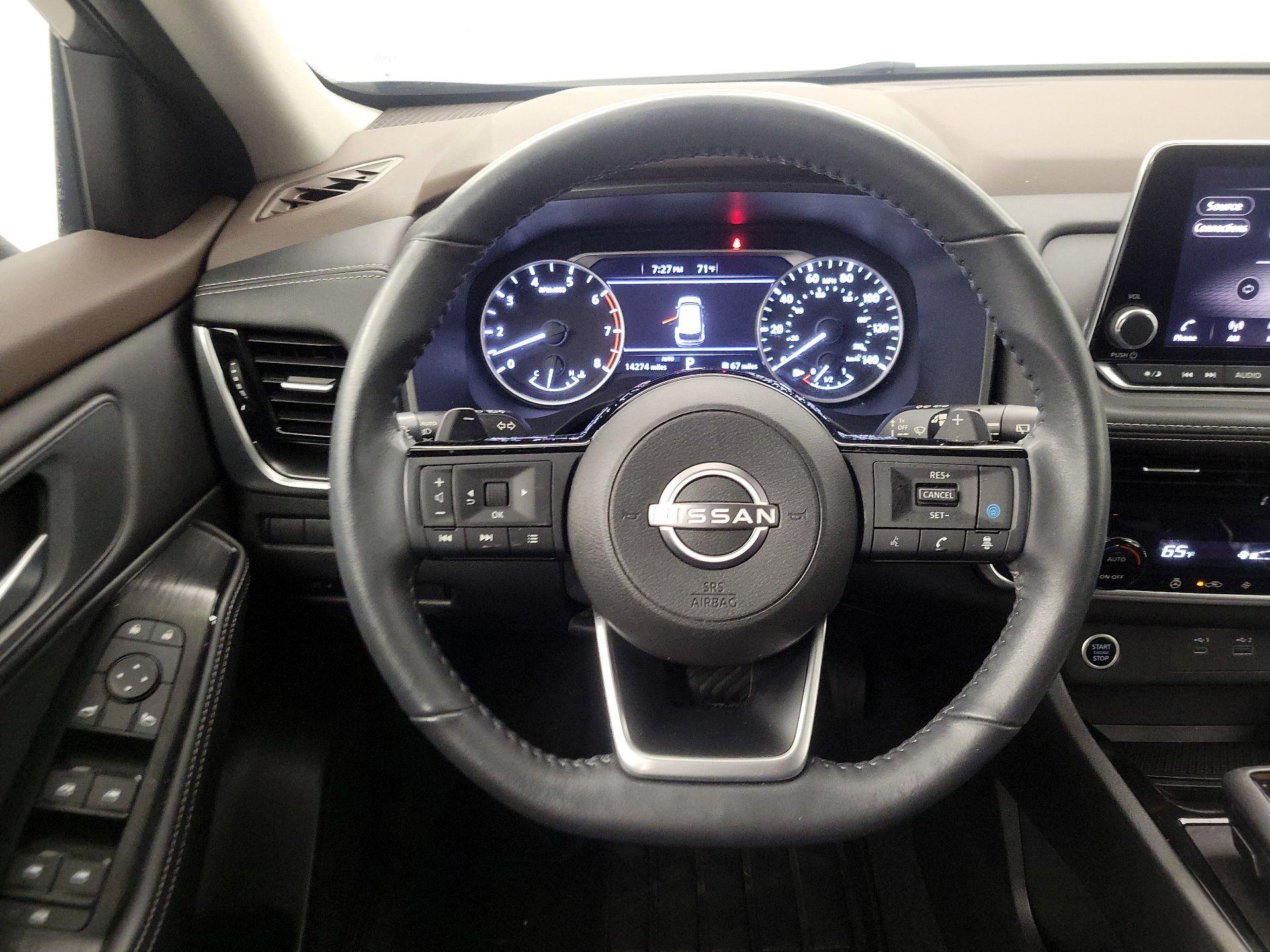 Thumbnail: 2022 Nissan Rogue - 10