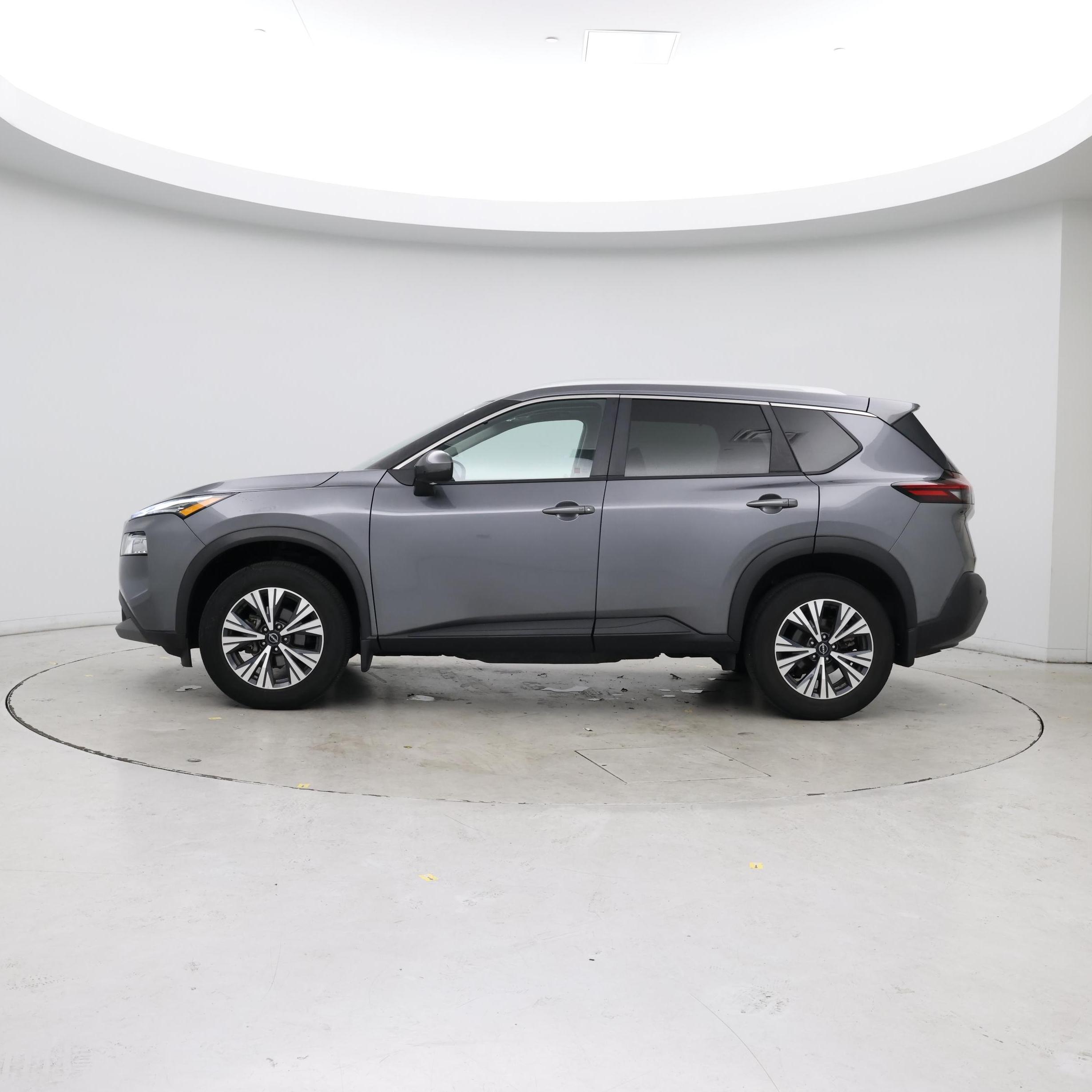 Thumbnail: 2022 Nissan Rogue - 3