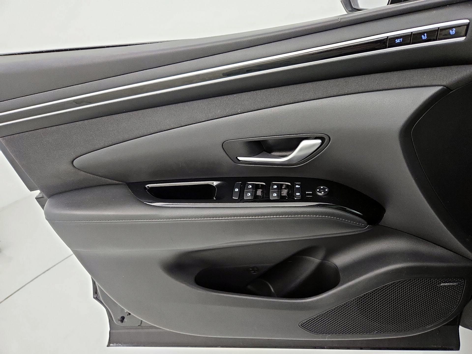 Thumbnail: 2023 Hyundai Tucson - 12