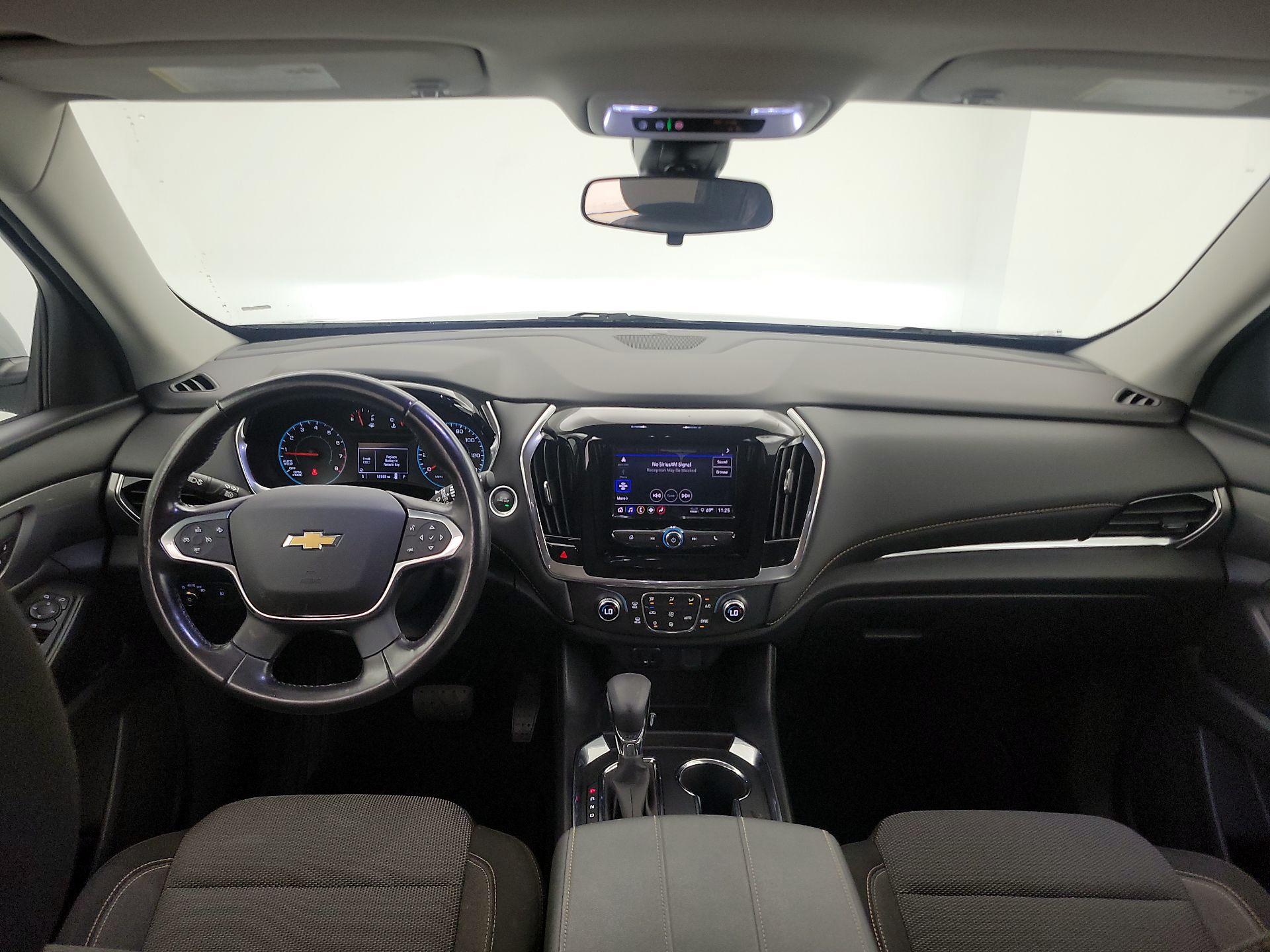 Thumbnail: 2021 Chevrolet Traverse - 9