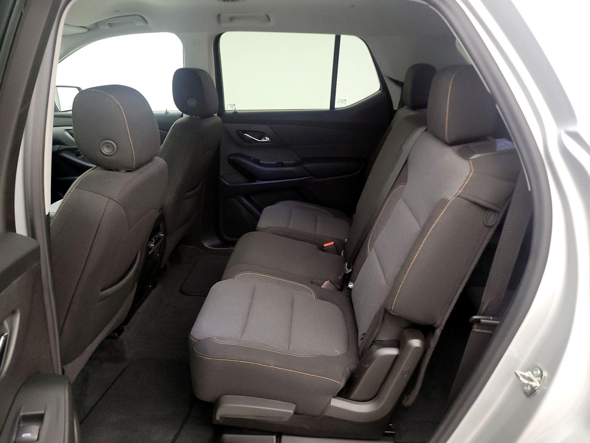 Thumbnail: 2021 Chevrolet Traverse - 19
