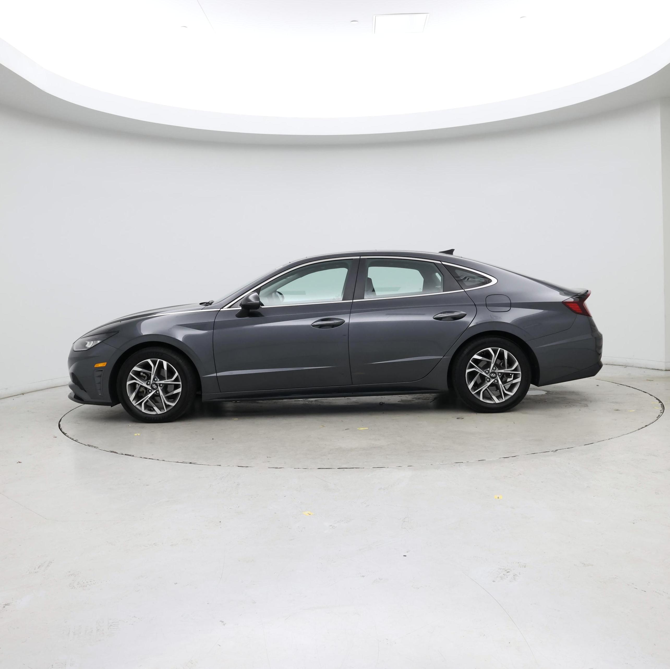 Thumbnail: 2023 Hyundai Sonata - 3
