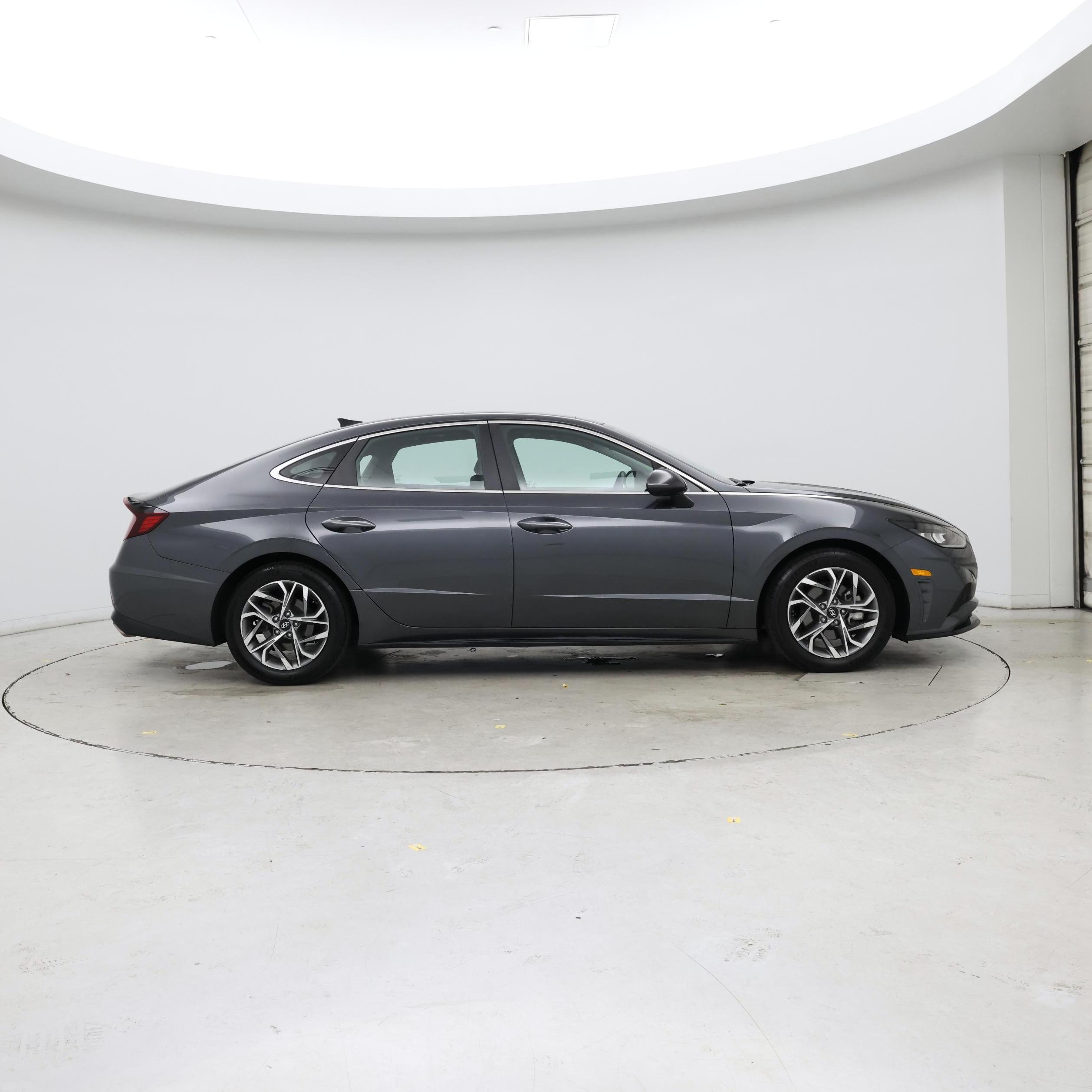 Thumbnail: 2023 Hyundai Sonata - 7