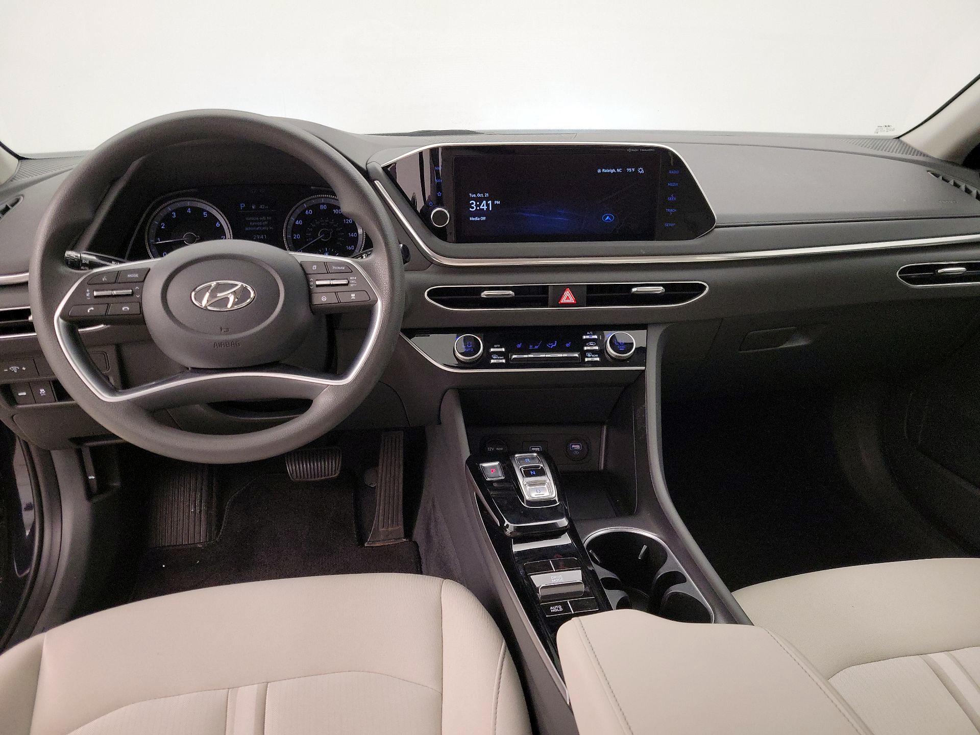 Thumbnail: 2023 Hyundai Sonata - 9