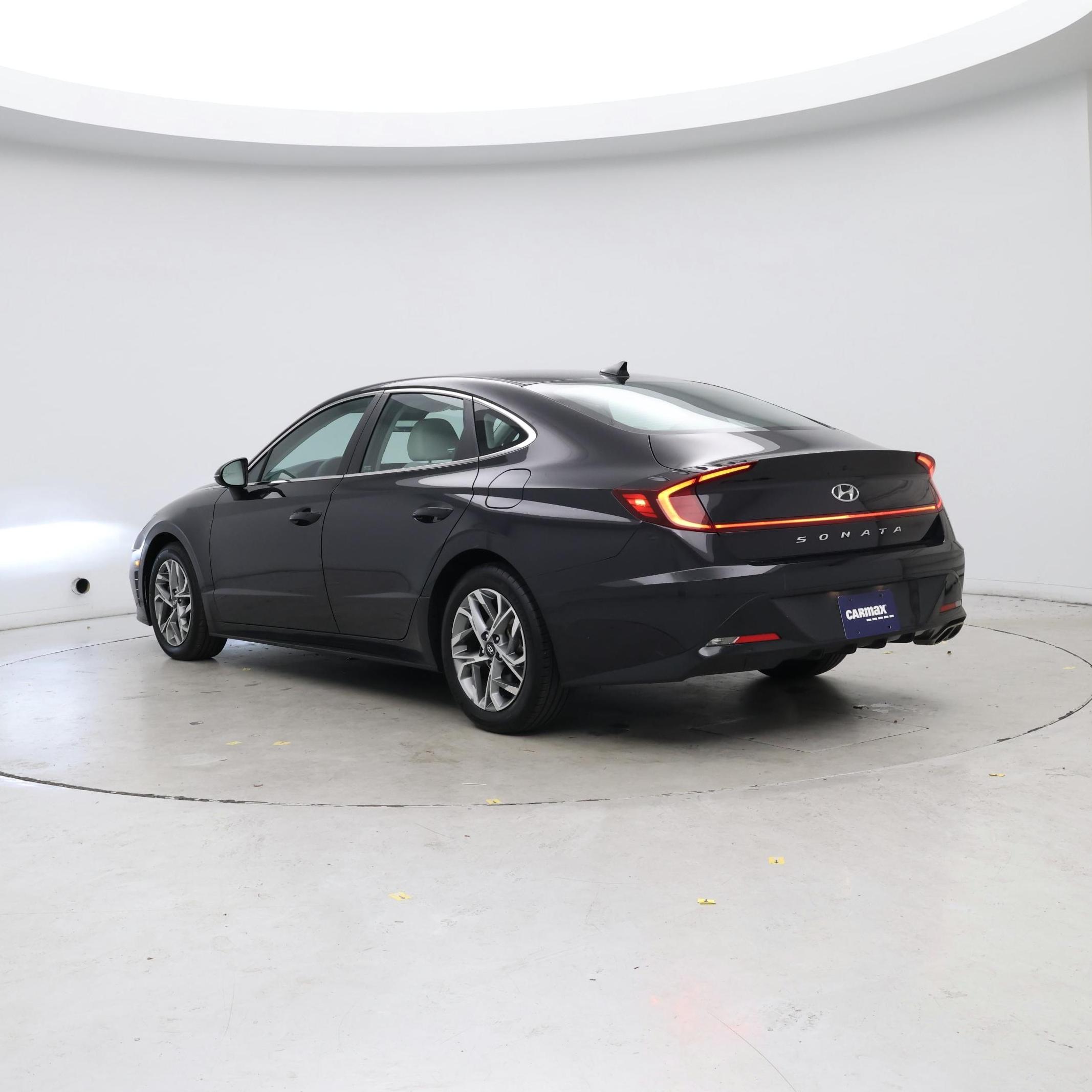 Thumbnail: 2023 Hyundai Sonata - 2