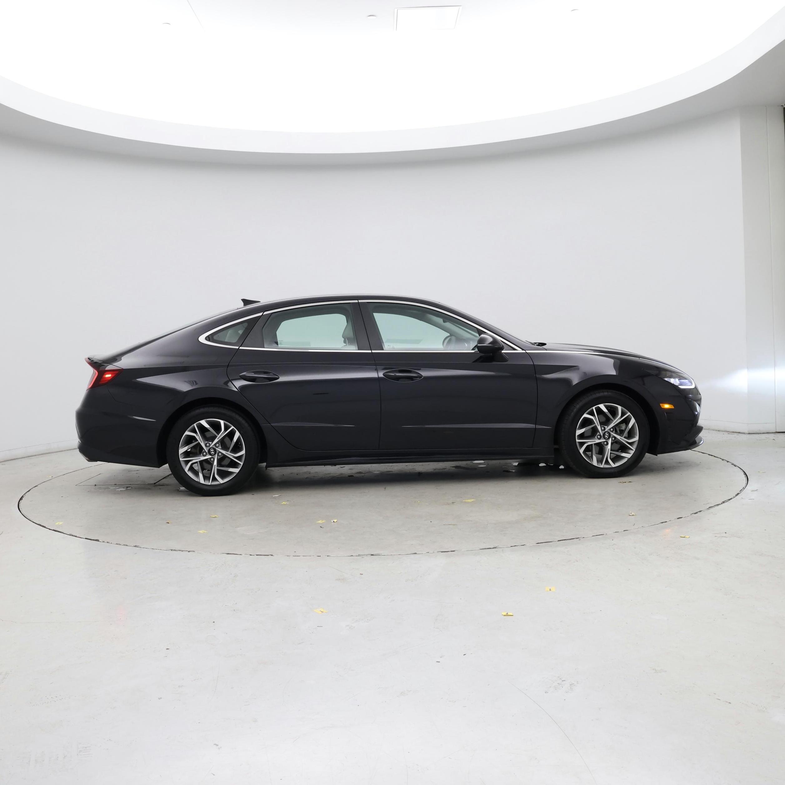 Thumbnail: 2023 Hyundai Sonata - 7