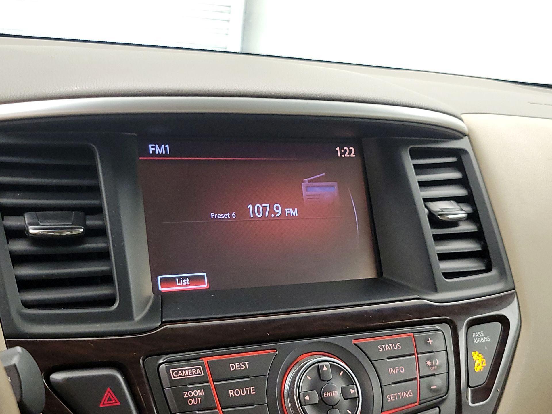 Thumbnail: 2014 Nissan Pathfinder - 15