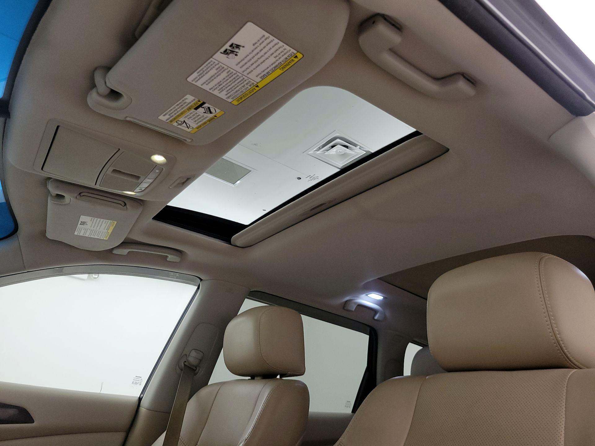 Thumbnail: 2014 Nissan Pathfinder - 19