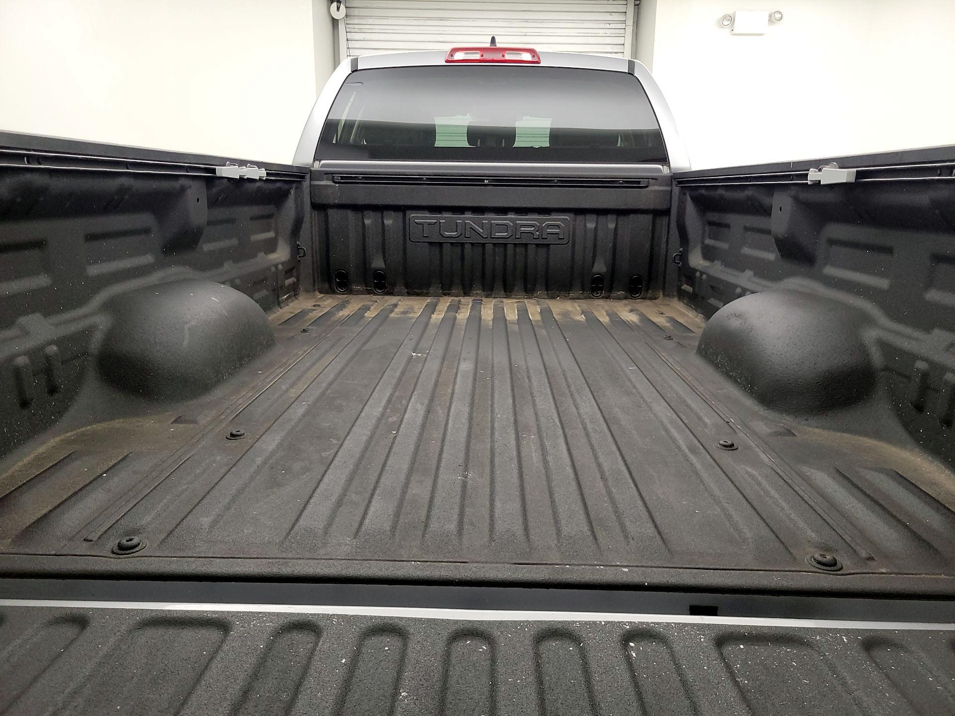Thumbnail: 2021 Toyota Tundra - 20