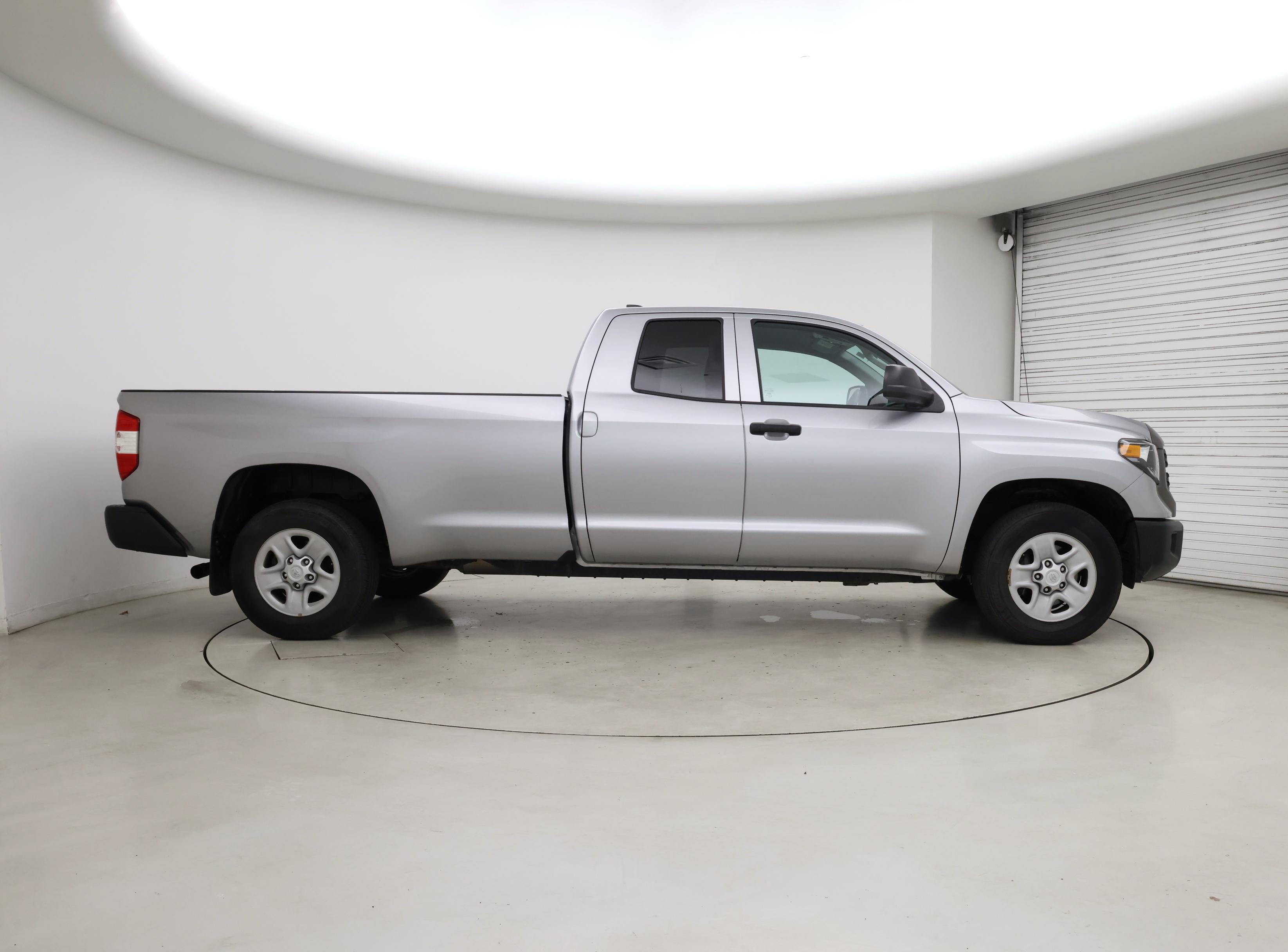 Thumbnail: 2021 Toyota Tundra - 7