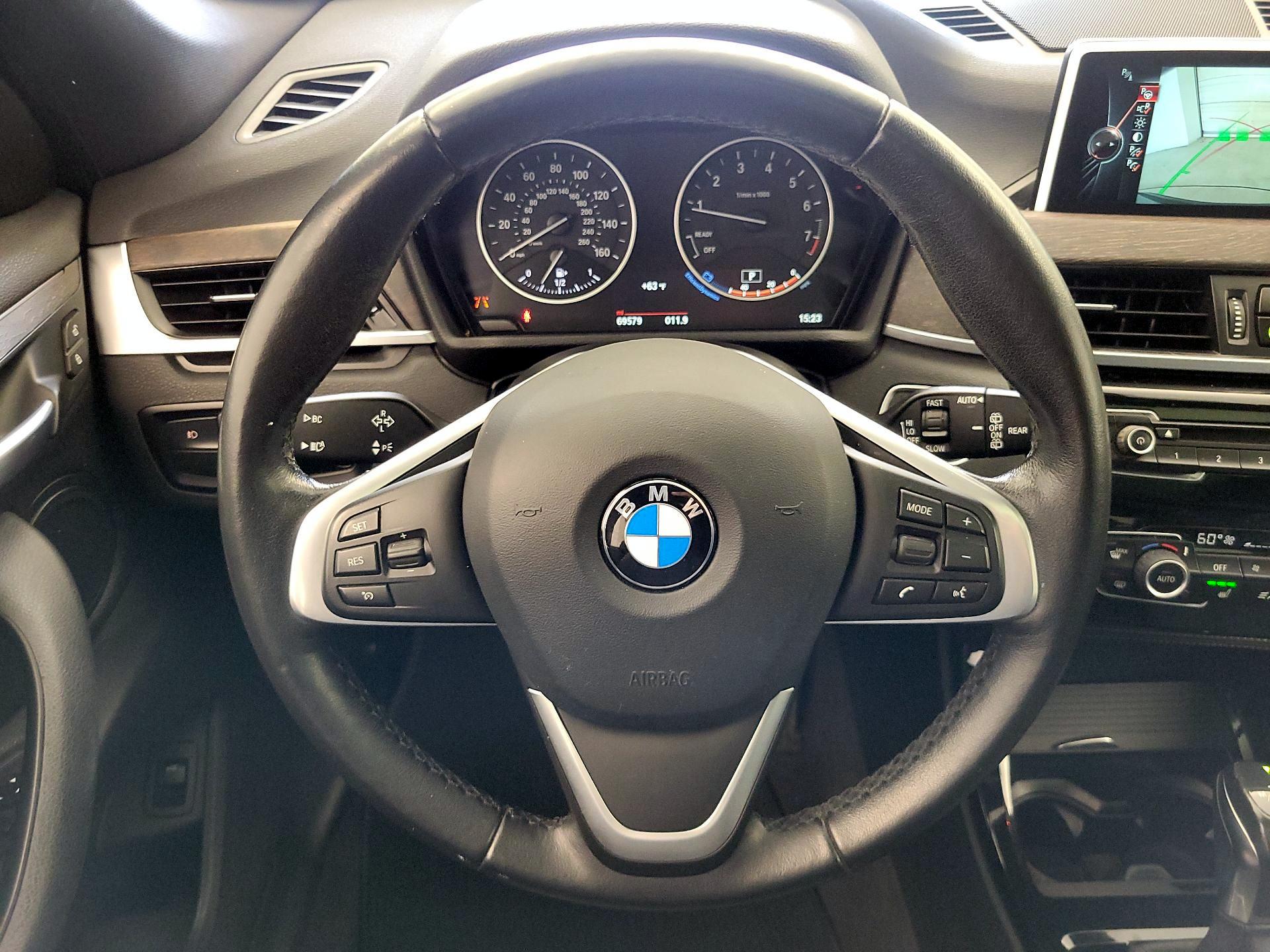 Thumbnail: 2016 BMW X1 - 10
