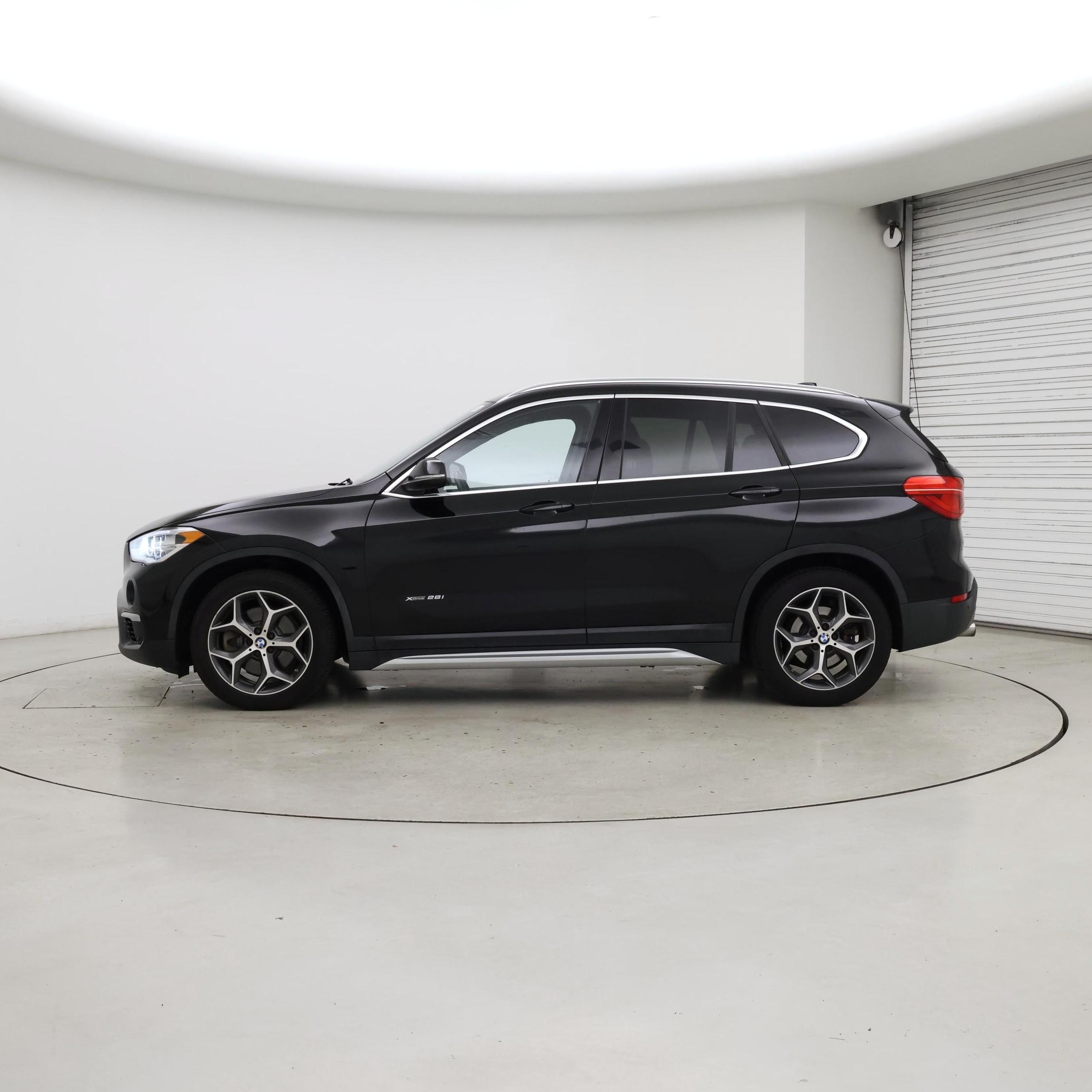 Thumbnail: 2016 BMW X1 - 3