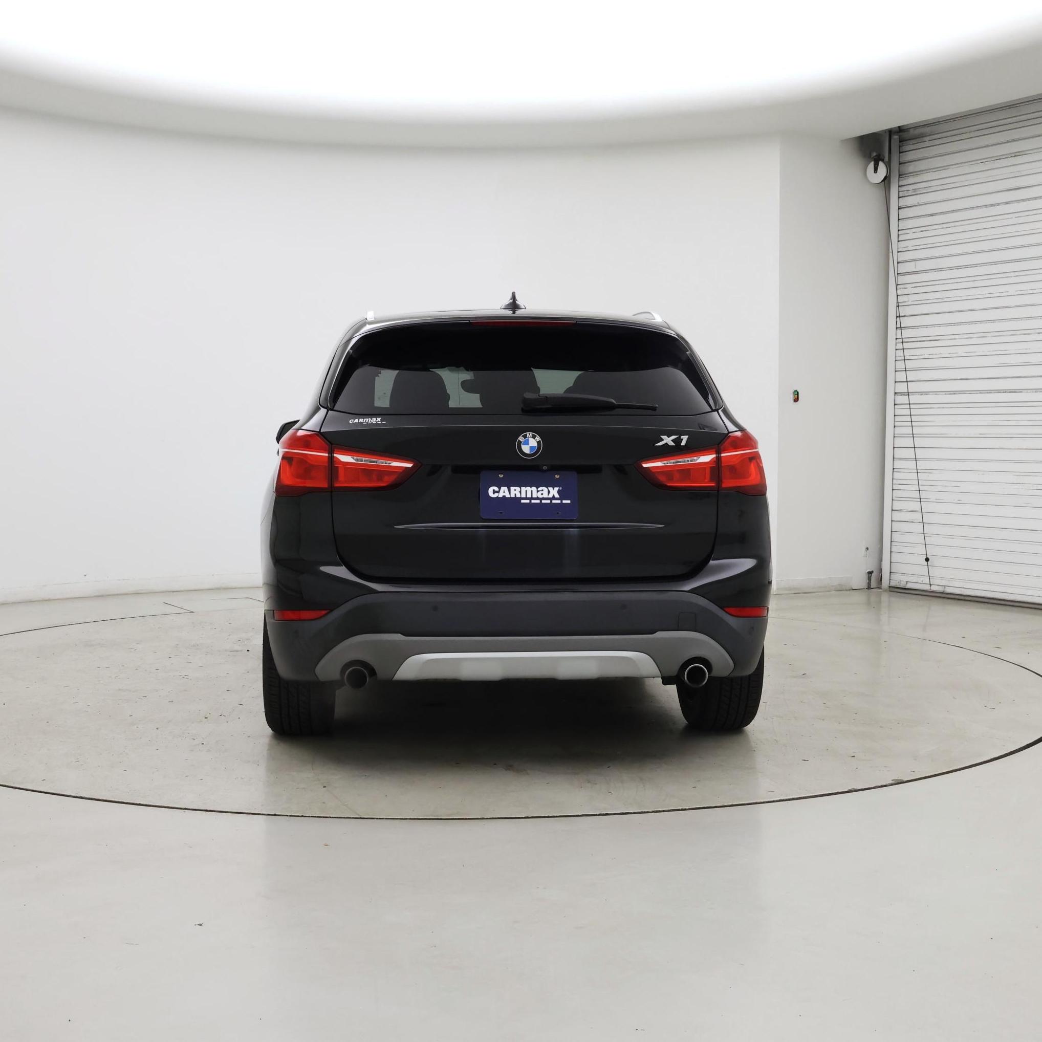 Thumbnail: 2016 BMW X1 - 6