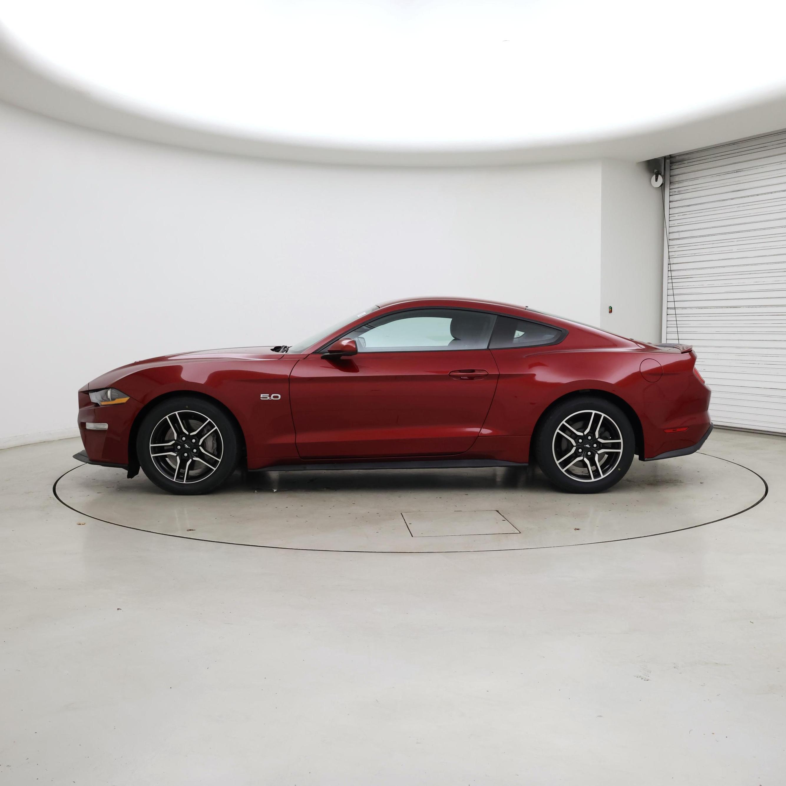 Thumbnail: 2018 Ford Mustang - 3