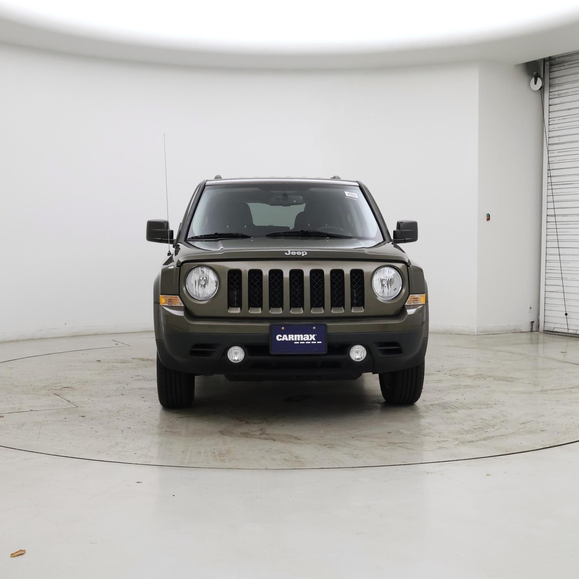 Thumbnail: 2016 Jeep Patriot - 5