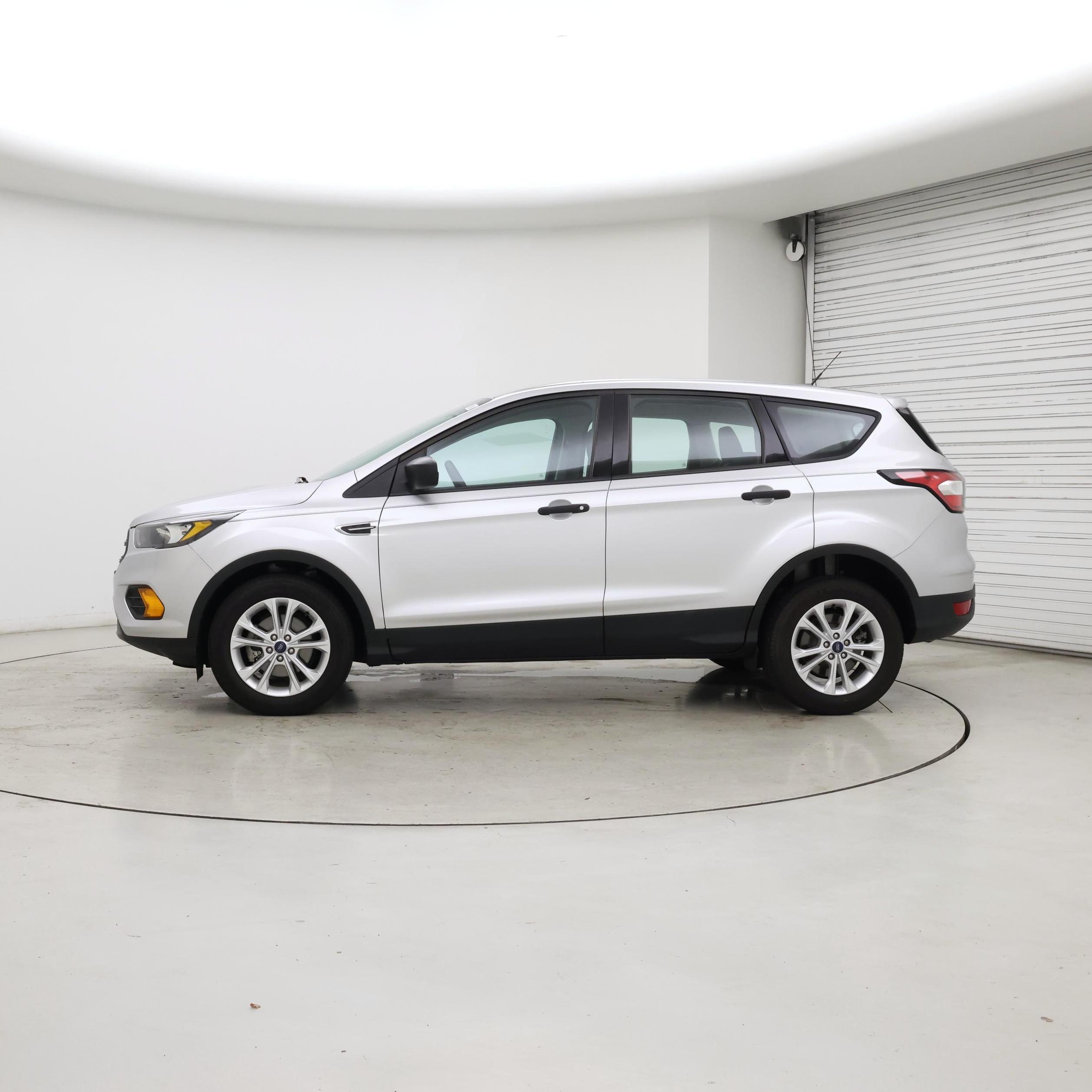 Thumbnail: 2018 Ford Escape - 3