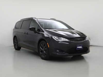 Black 2020 Chrysler Pacifica Touring L