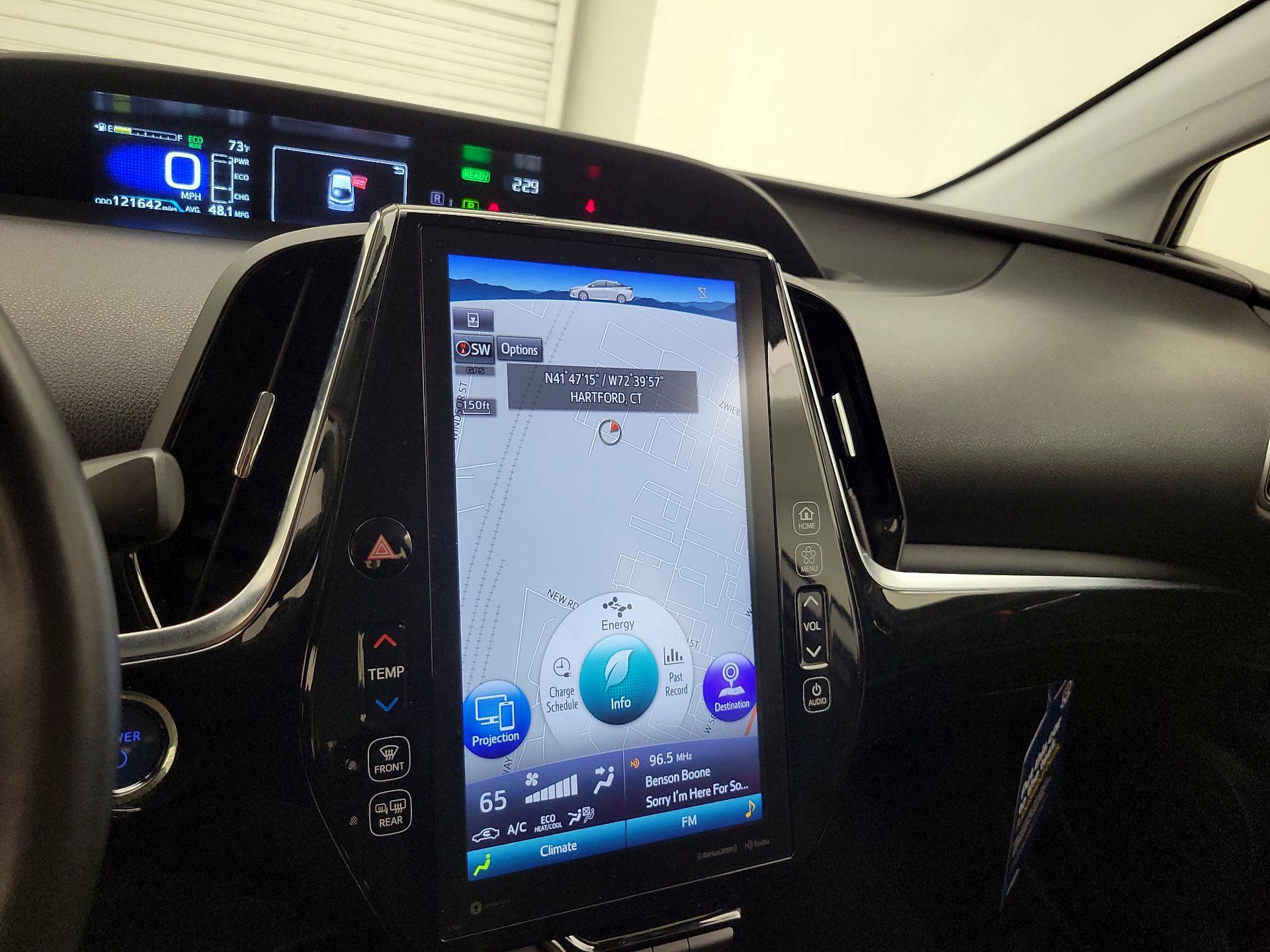 Thumbnail: 2022 Toyota Prius - 14