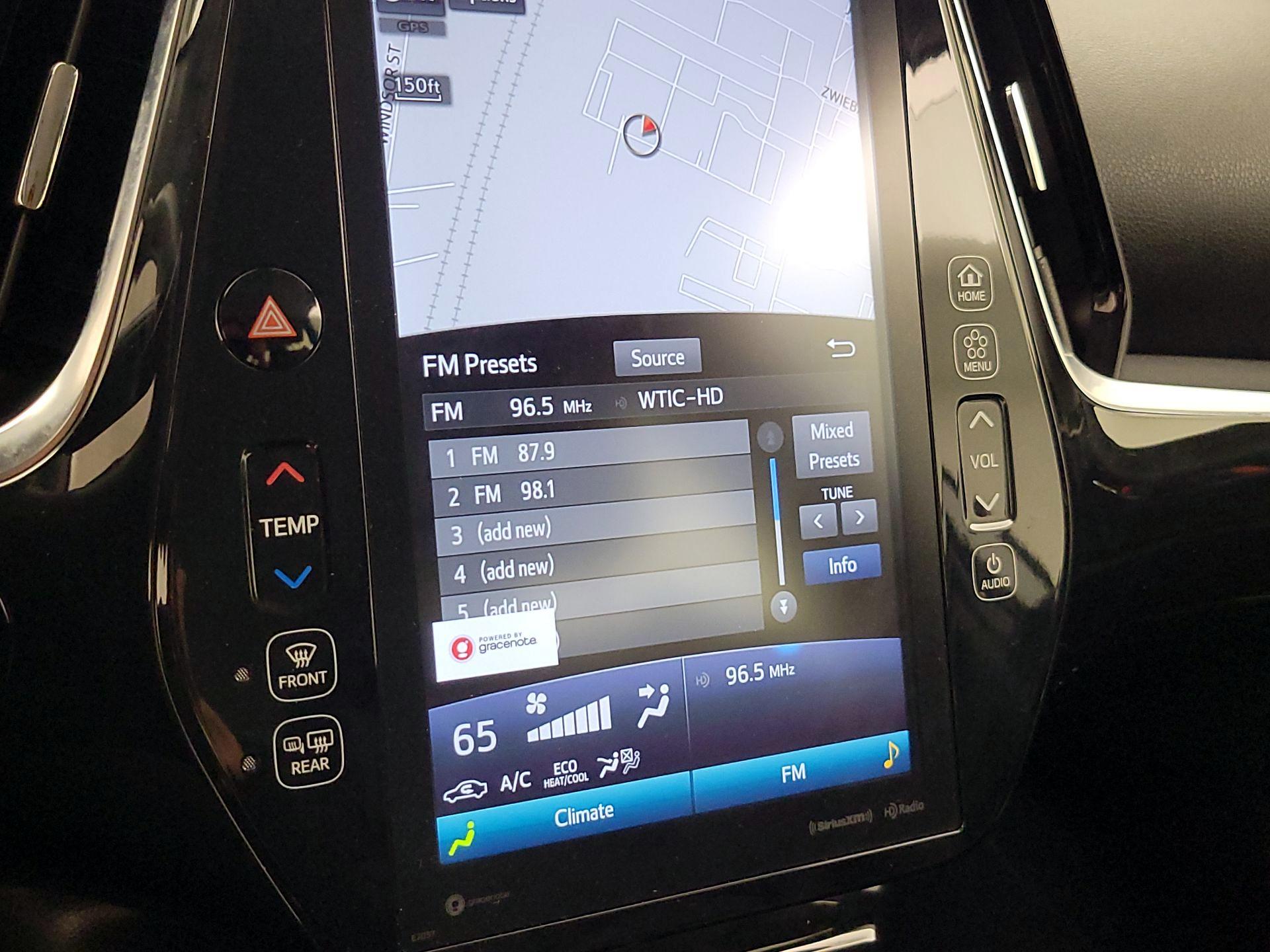 Thumbnail: 2022 Toyota Prius - 16