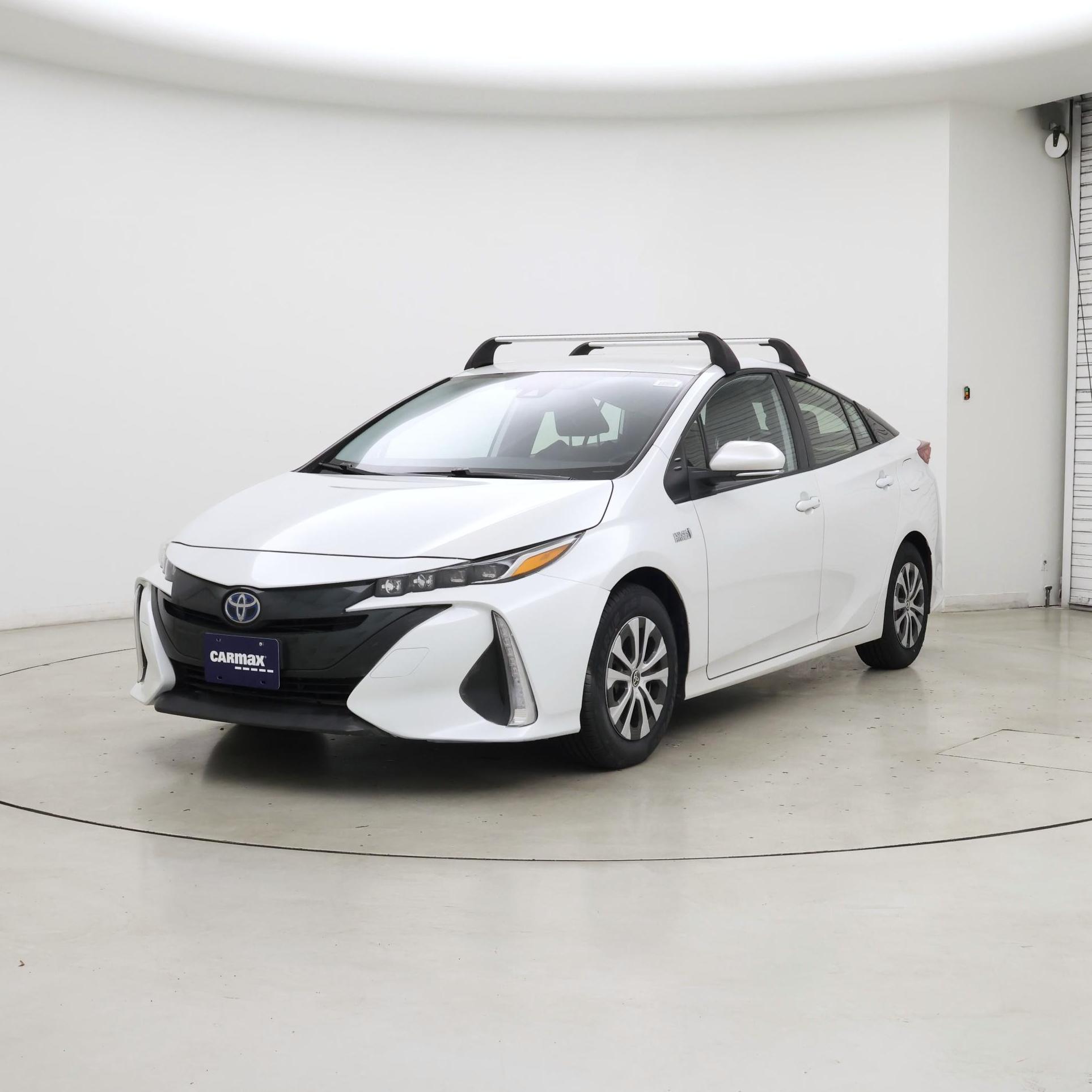 Thumbnail: 2022 Toyota Prius - 4