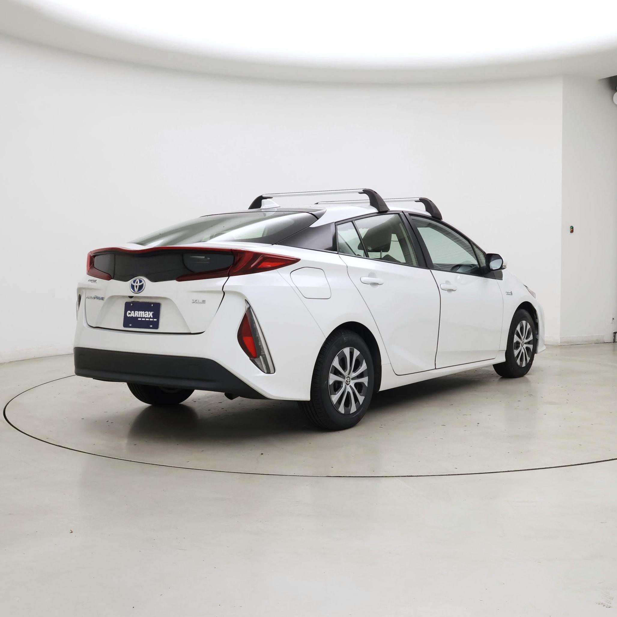 Thumbnail: 2022 Toyota Prius - 8