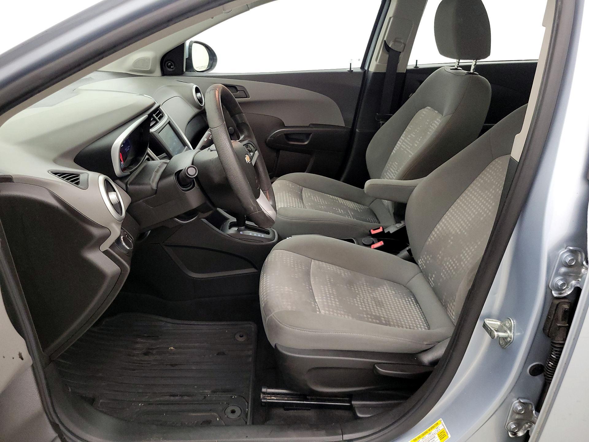 Thumbnail: 2017 Chevrolet Sonic - 11